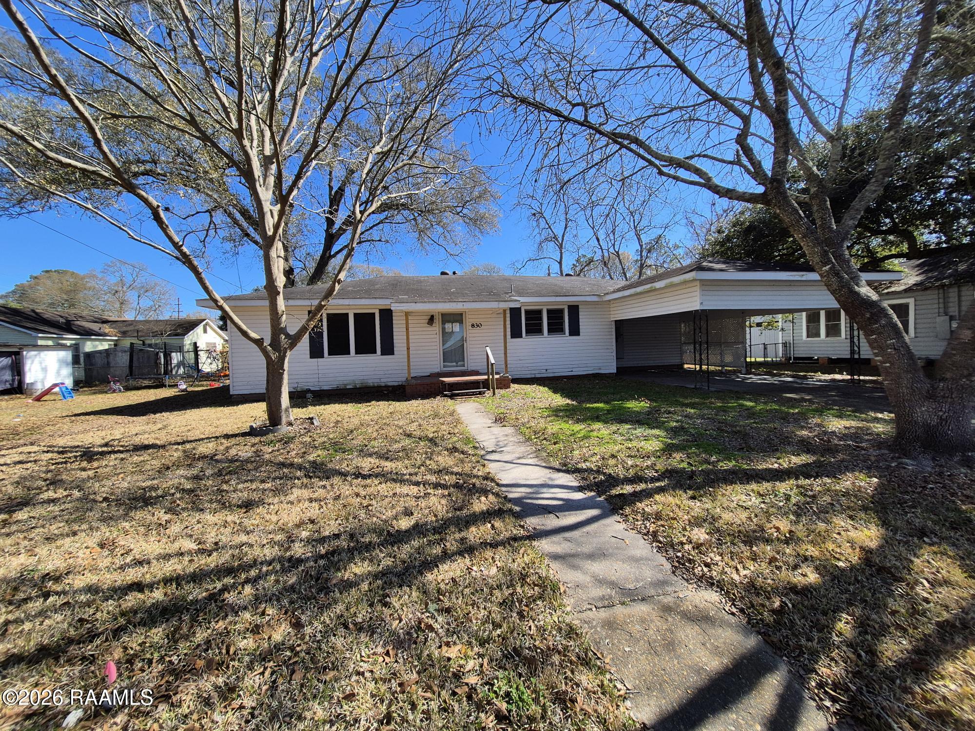 830 N 6th, Eunice LA