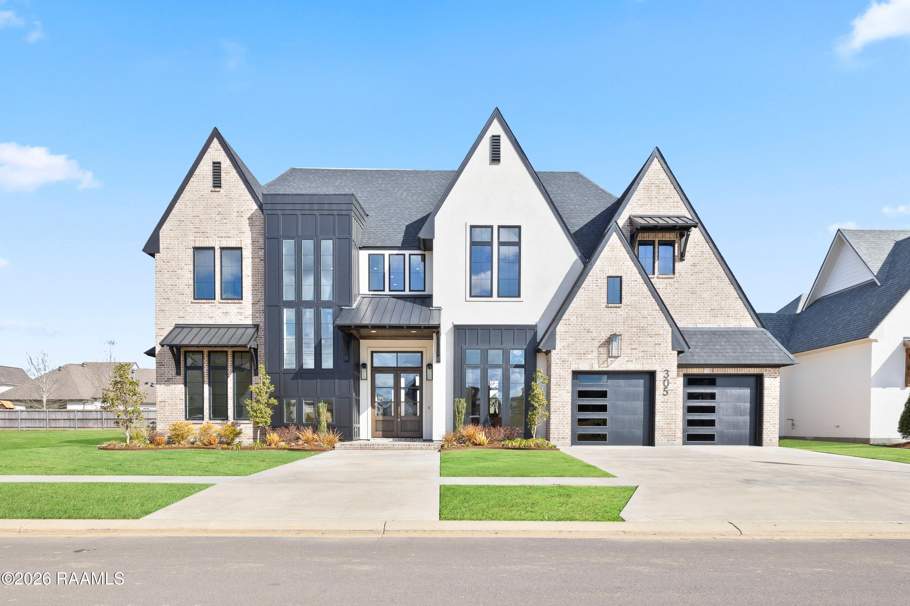 305 Sunset Palm, Youngsville LA