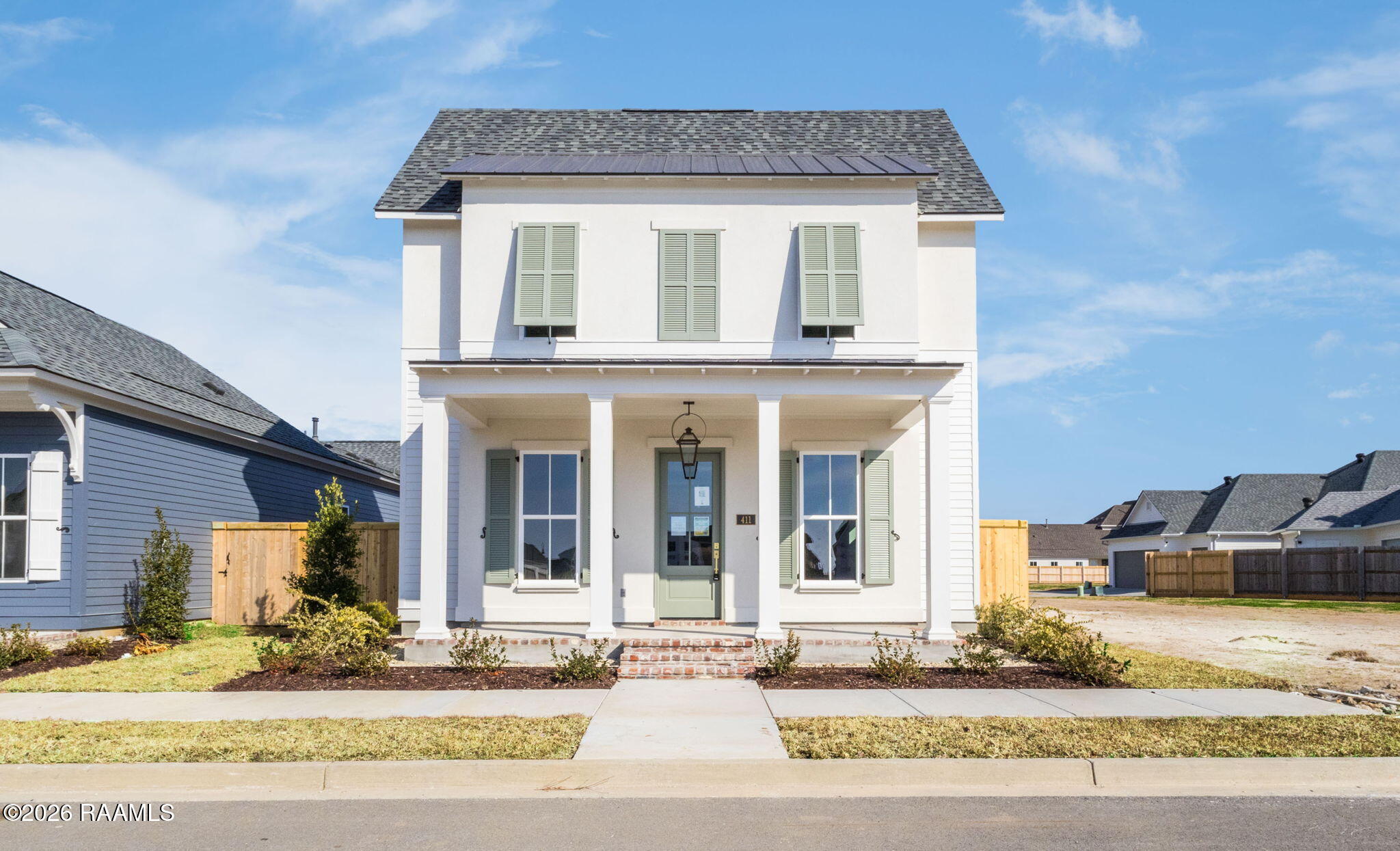 411 Bozeman, Scott LA