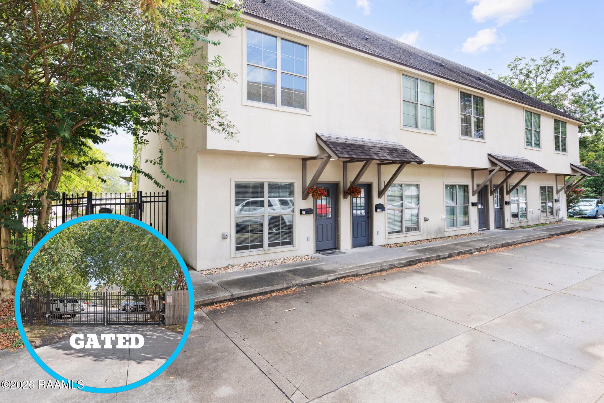 1402 Jefferson, Lafayette LA