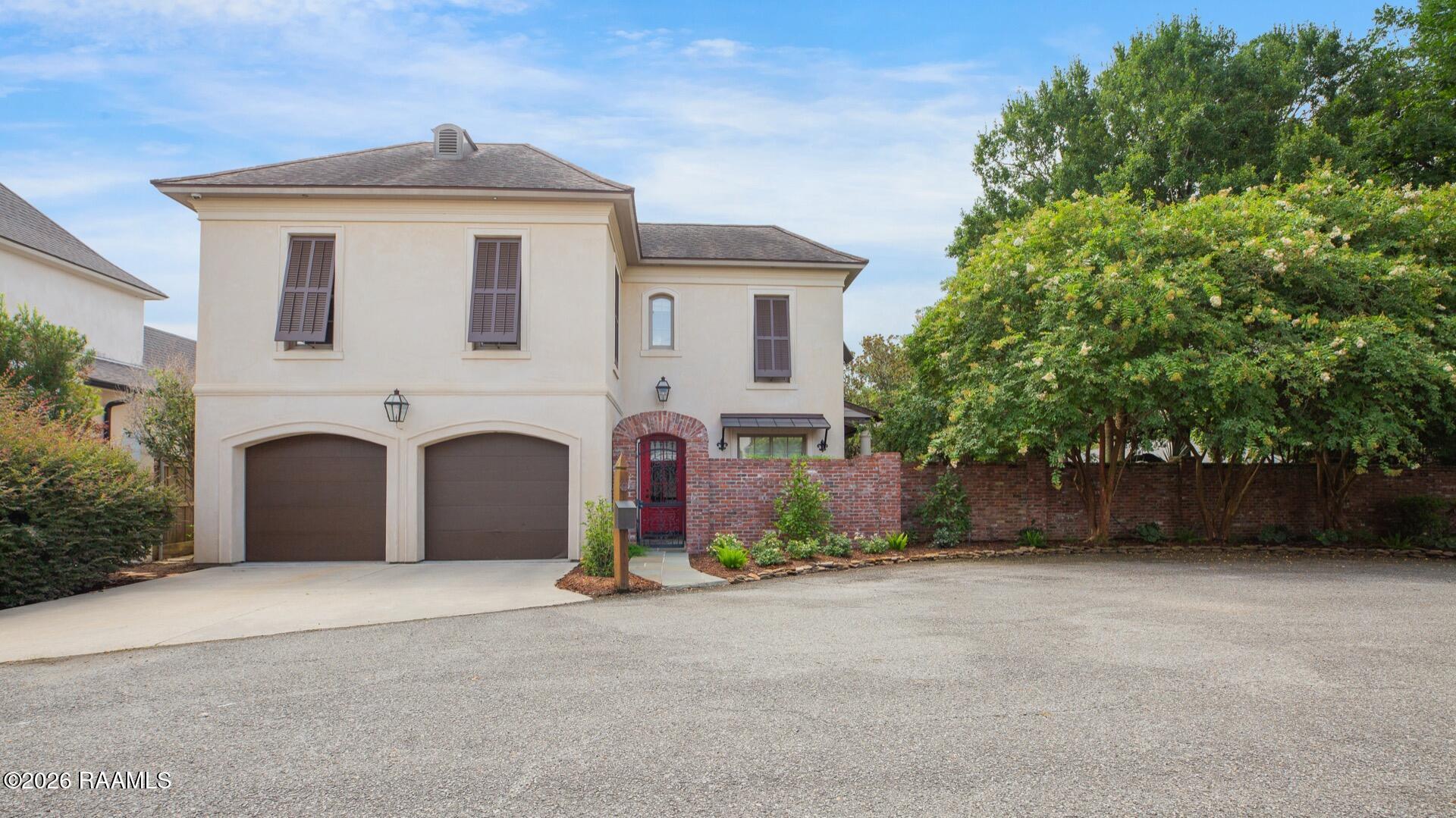 203 Greystone, Lafayette LA