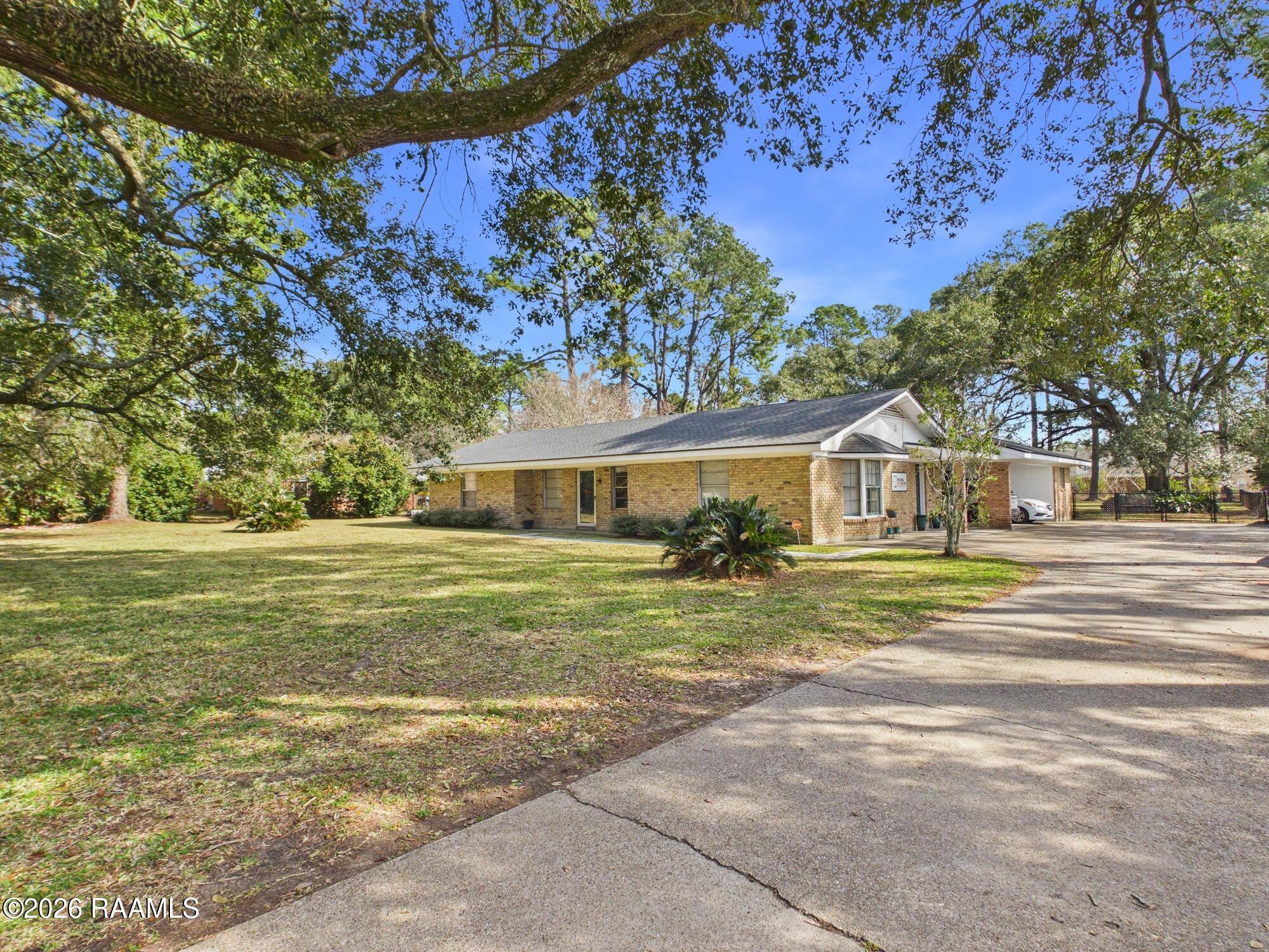 823 S Morgan, Broussard LA