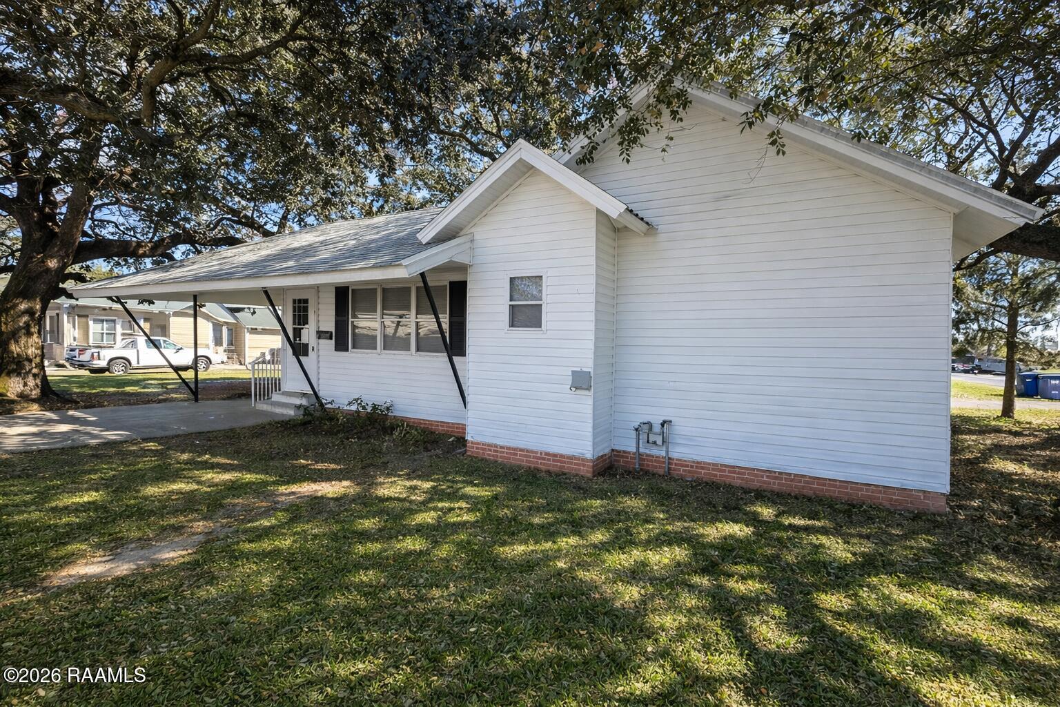 201 N Charles Campbell, Abbeville LA