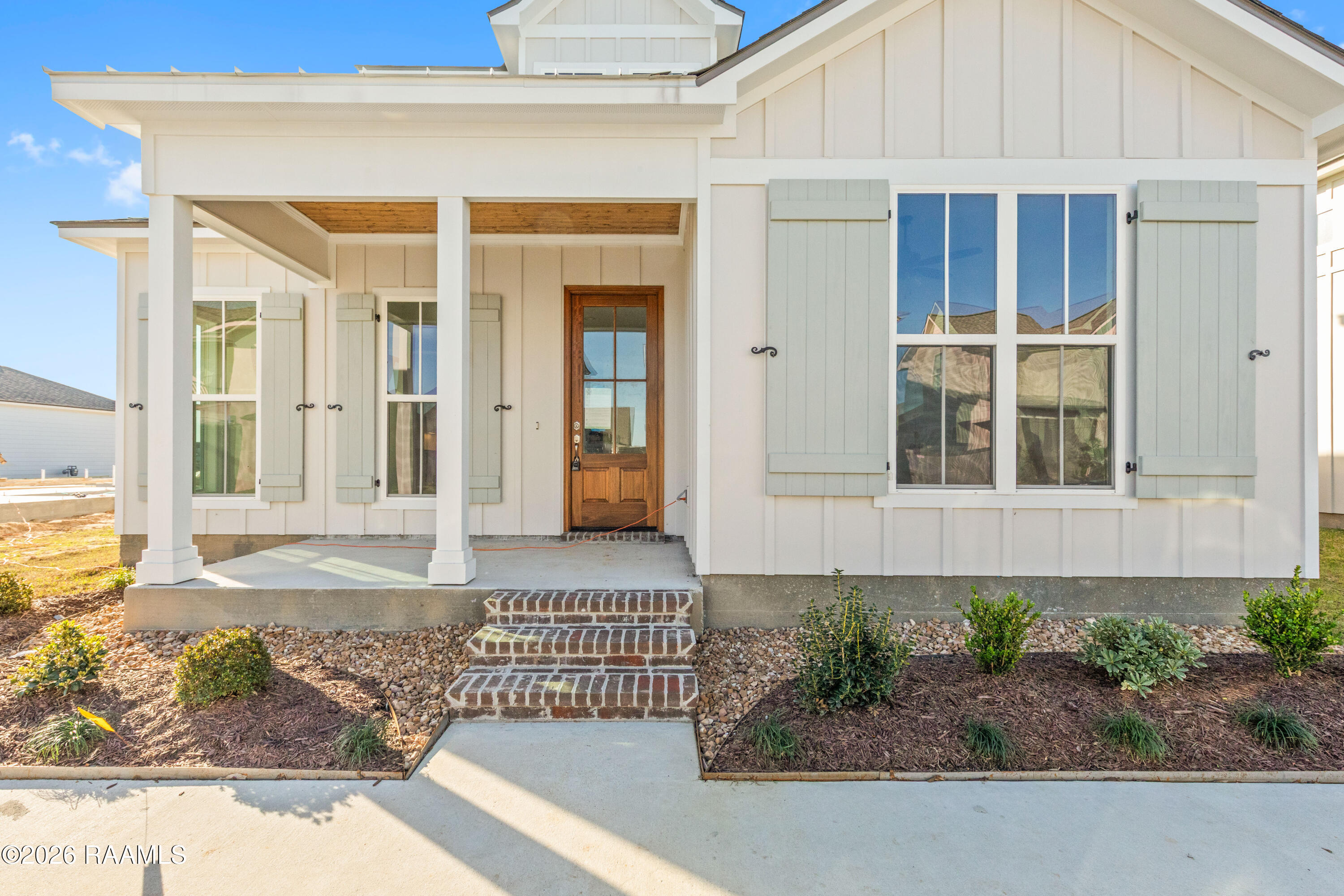 302 Villager, Scott LA