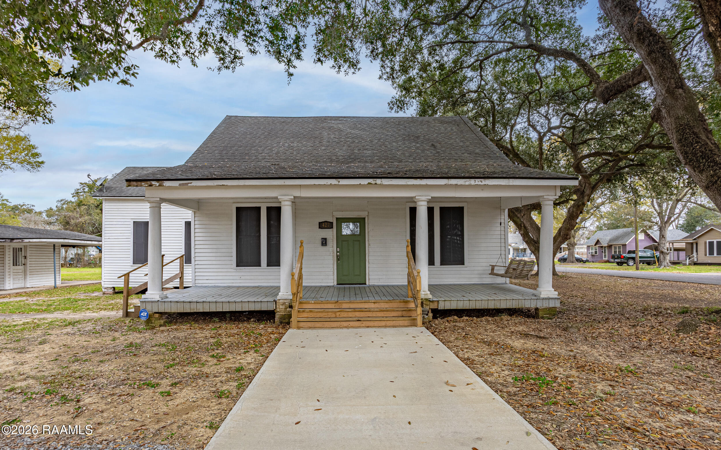 427 E 10th, Crowley LA