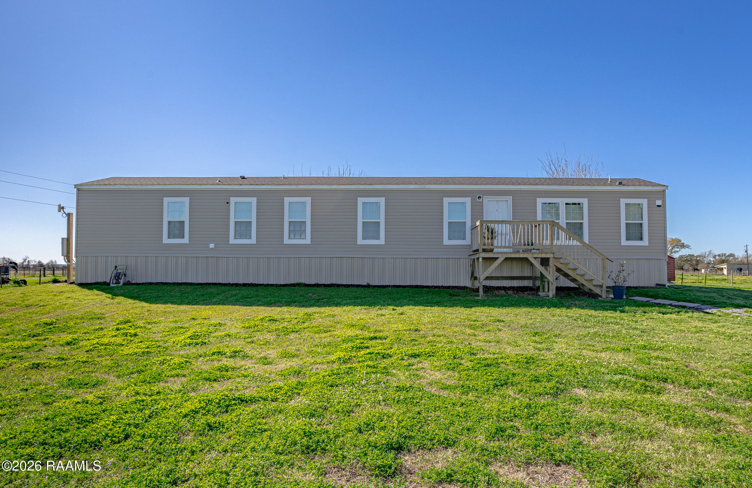 20925 W Liberty Farm, Kaplan LA