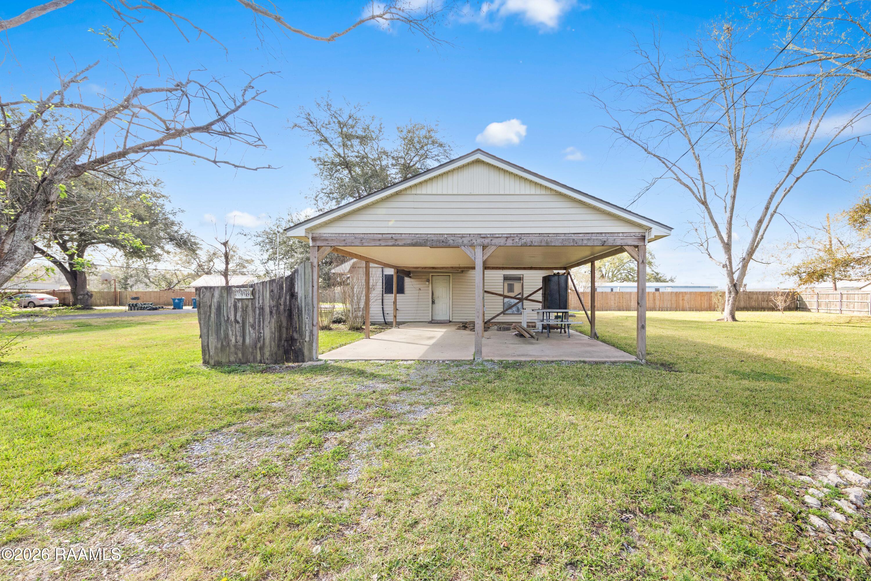 1008 Dupuis, Breaux Bridge LA