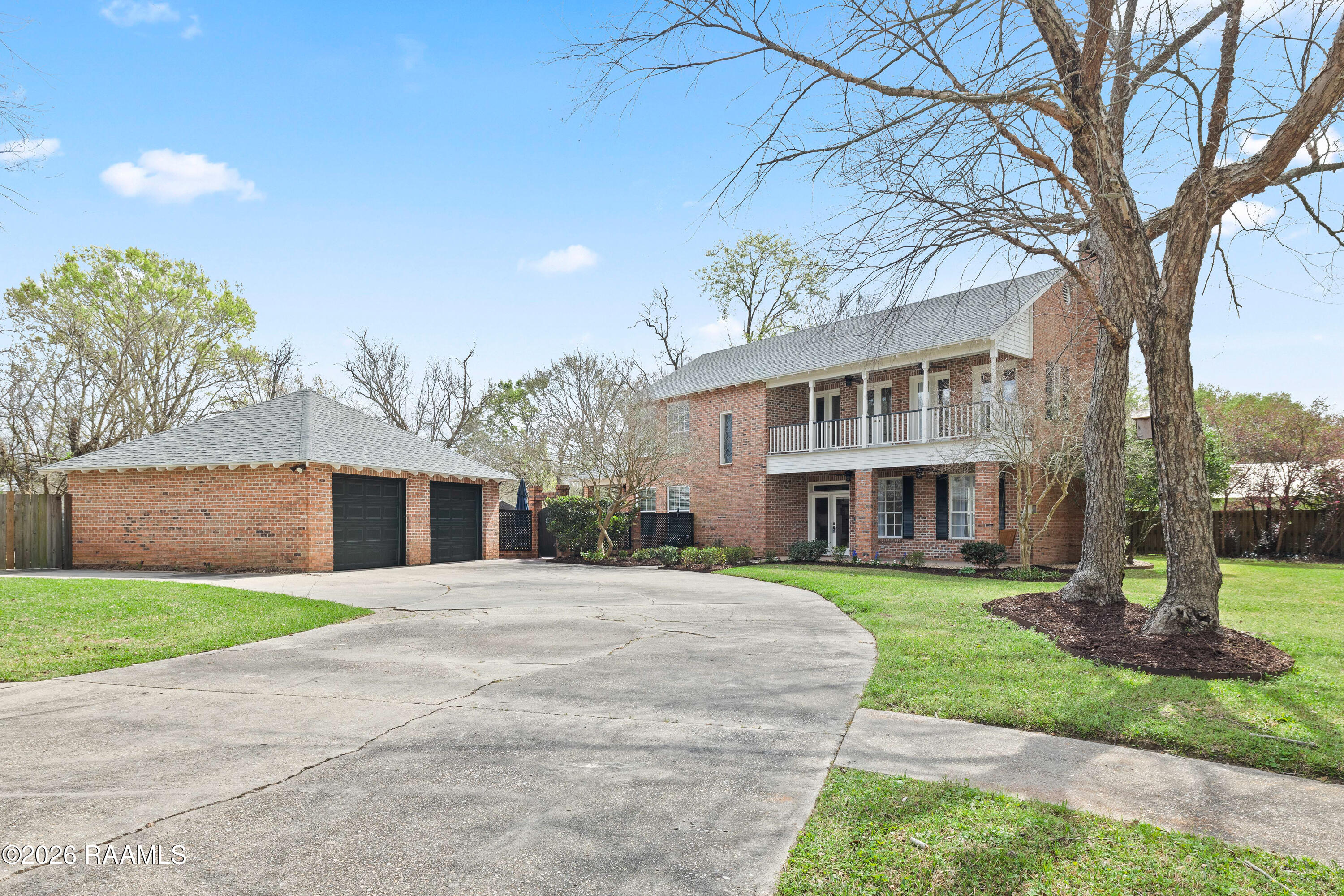 808 Canaan, Lafayette LA