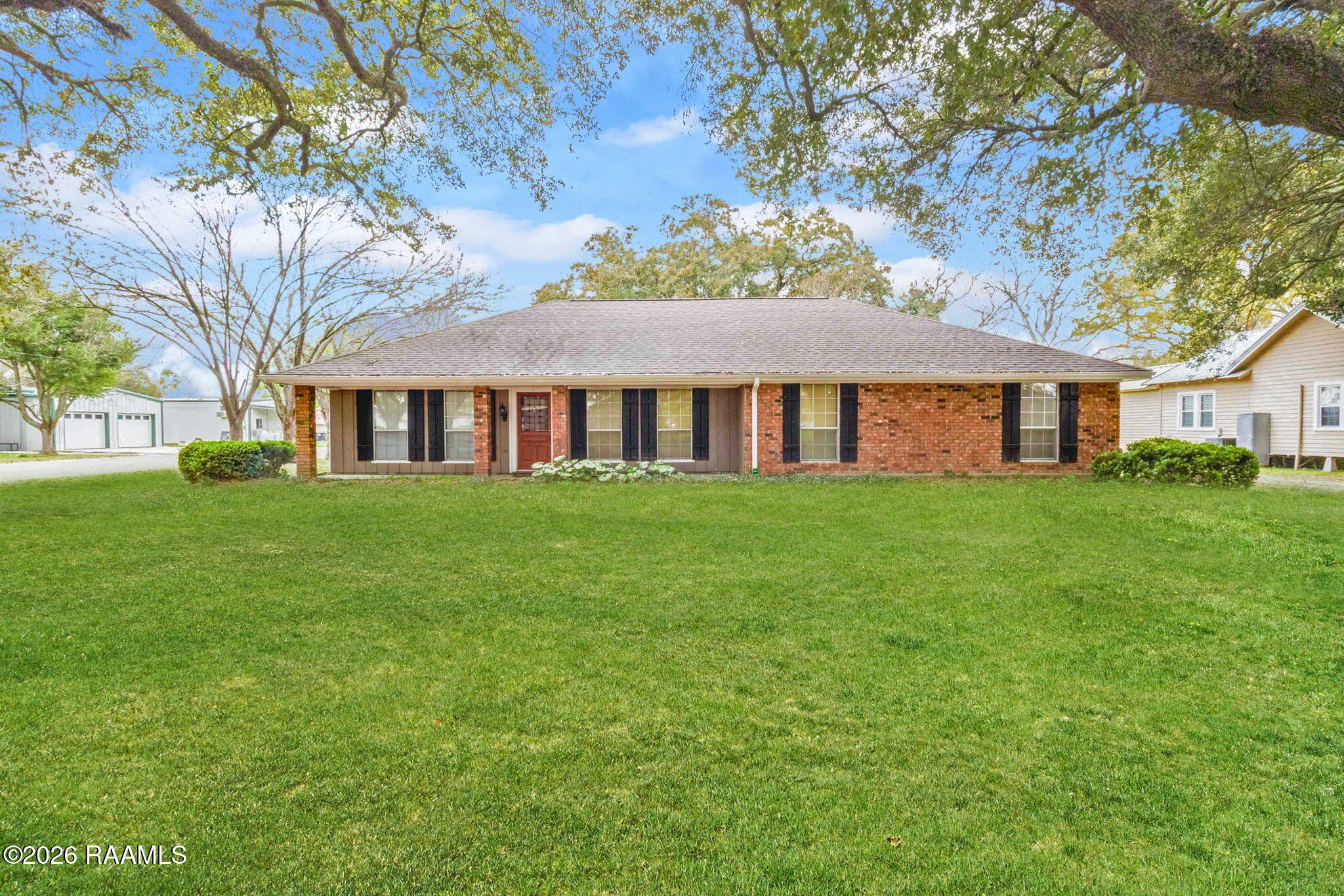 200 N Trahan, Kaplan LA