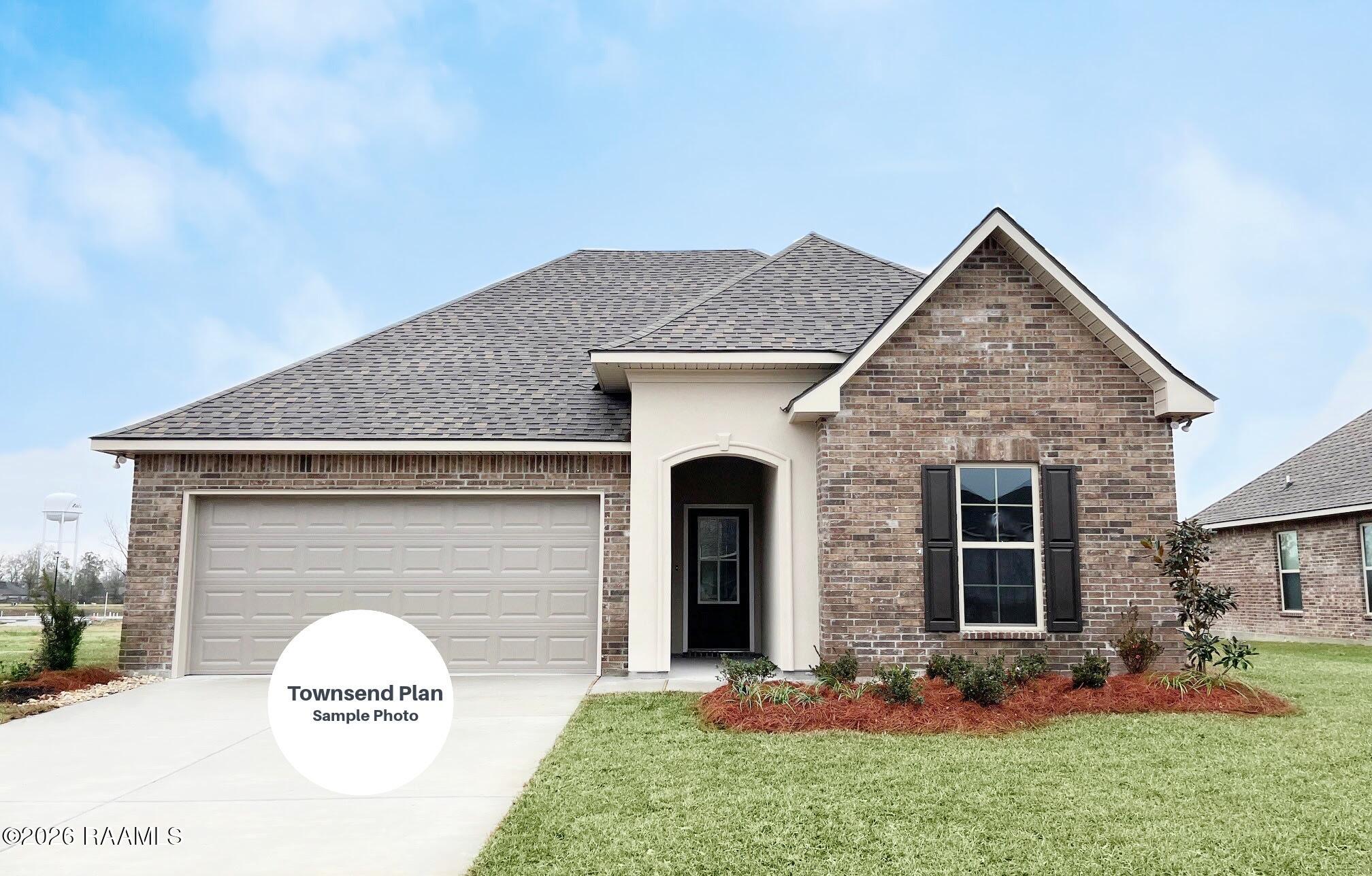 306 Hidden Meadows, Lafayette LA