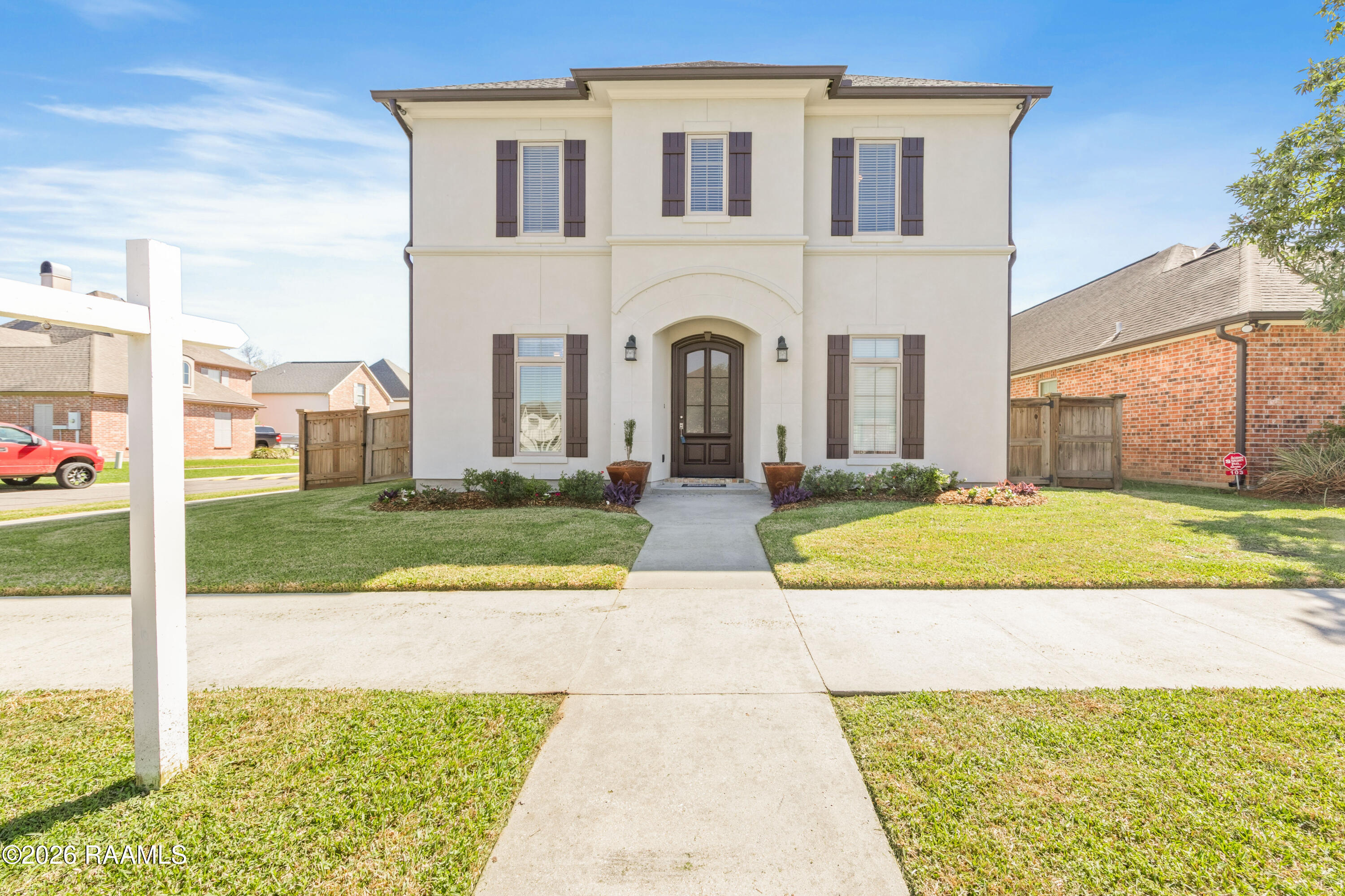 101 Mont De Marsan, Lafayette LA