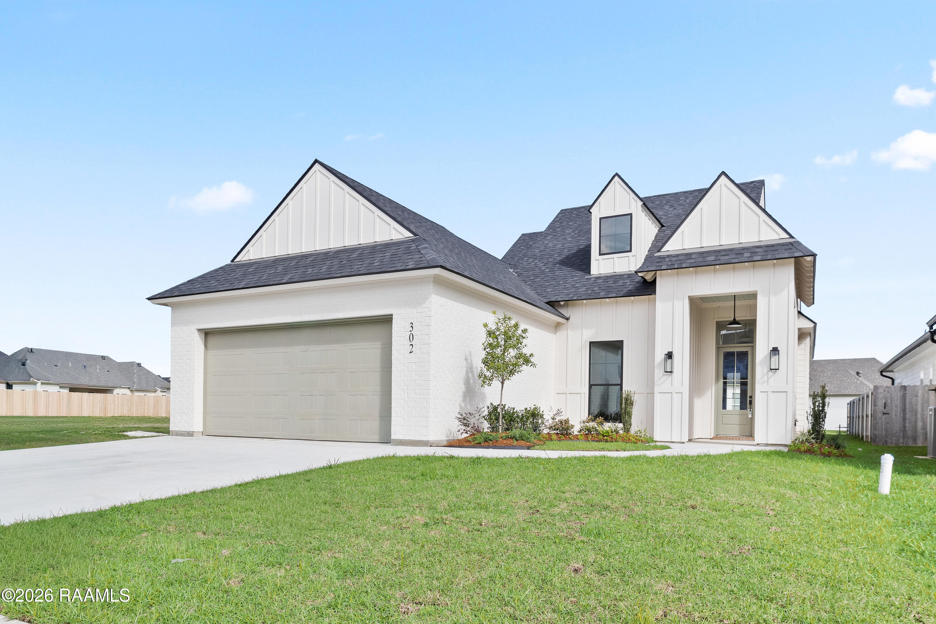 302 Queenstown, Youngsville LA