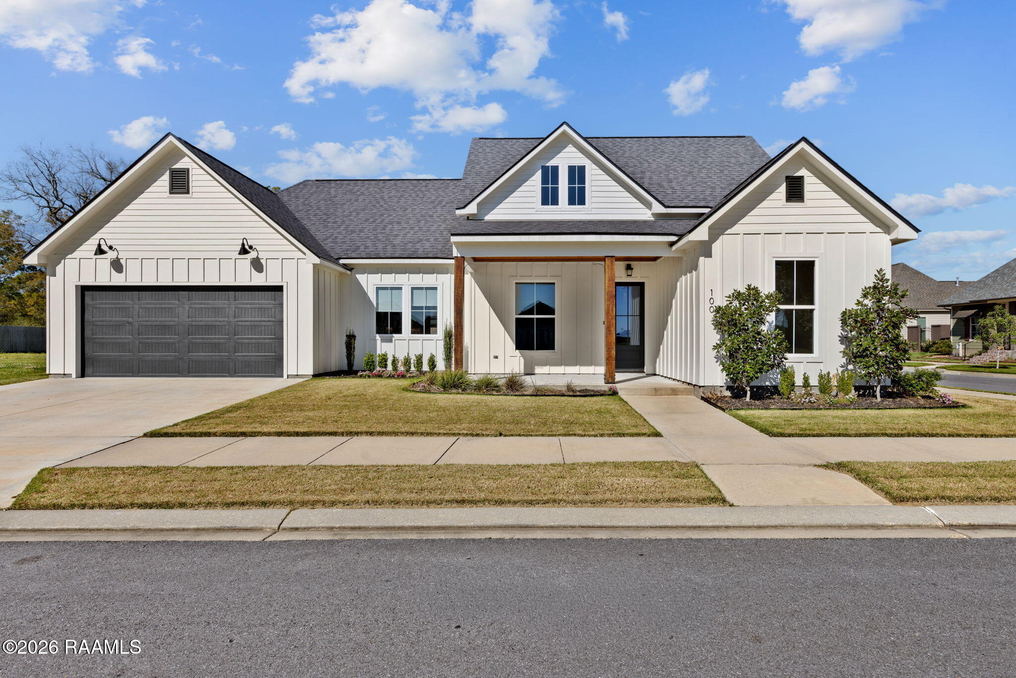 100 Sonora, Lafayette LA