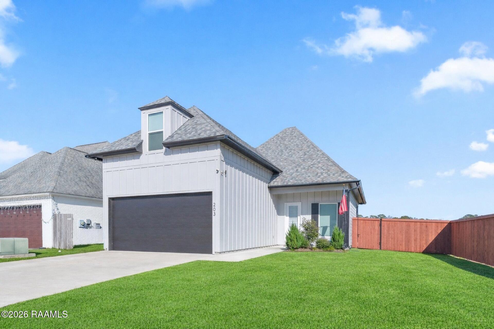 203 Olivewood, Lafayette LA