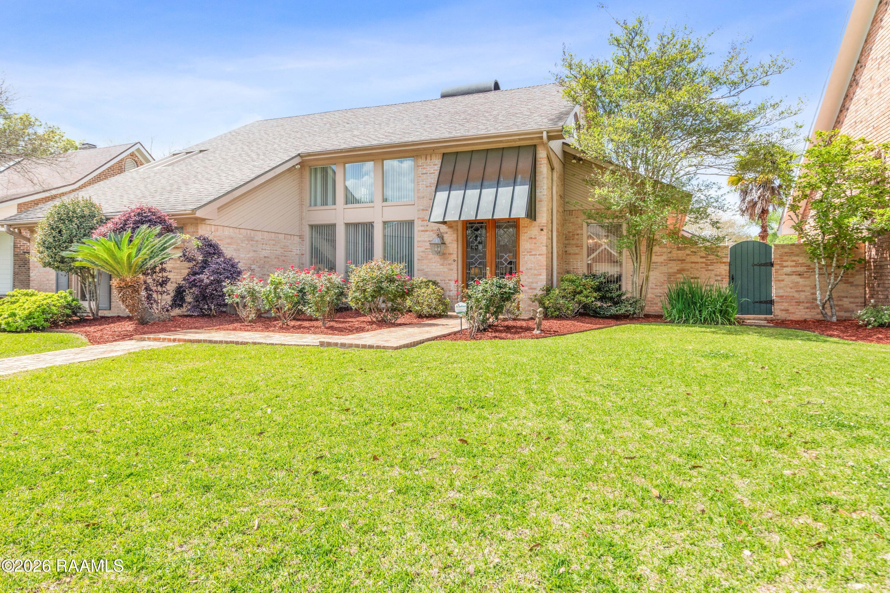 404 Comanche, Lafayette LA