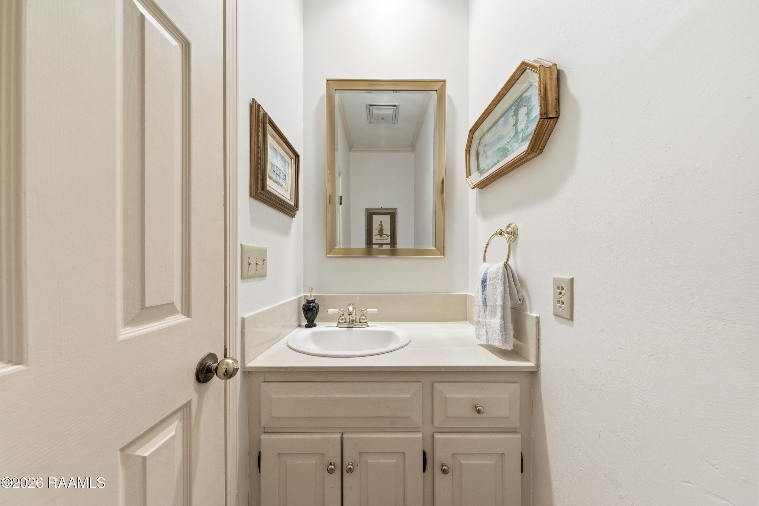 20260324184153172021000000.jpg