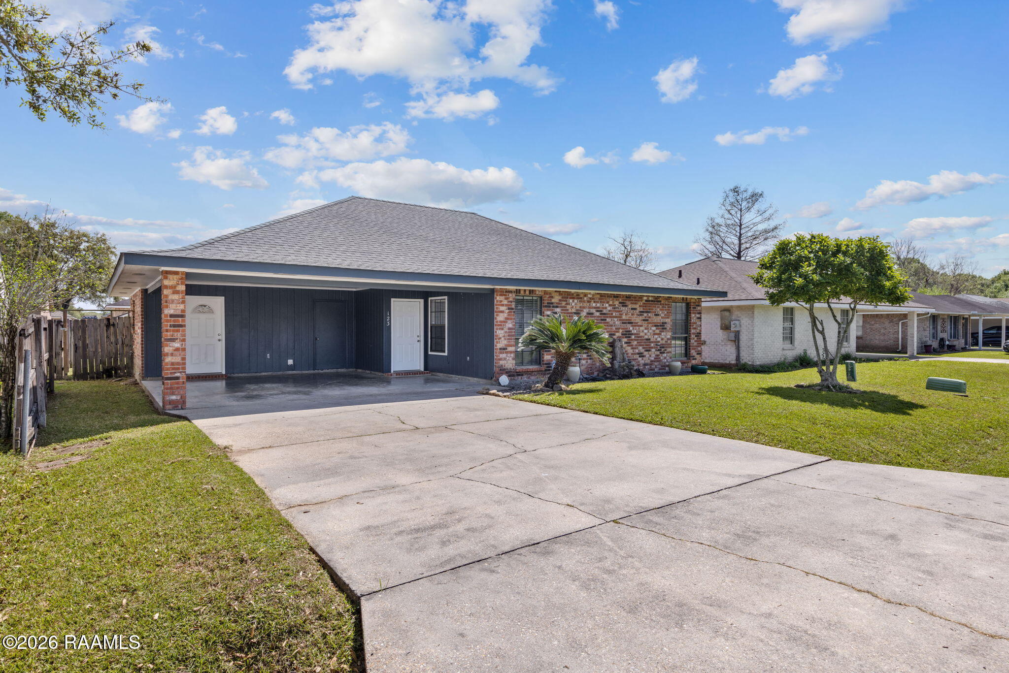 123 Sea Pines, Youngsville LA