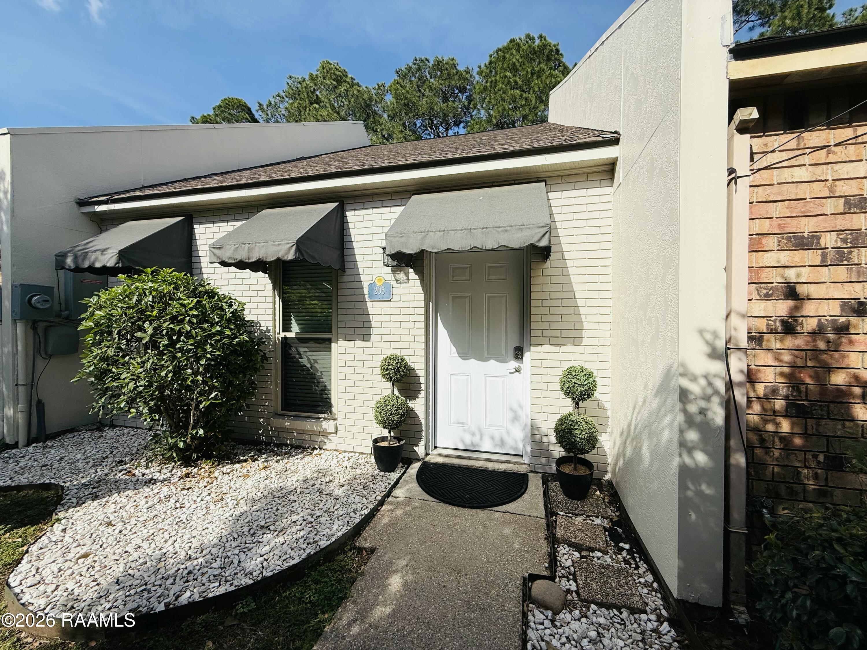 205 Long Plantation, Lafayette LA