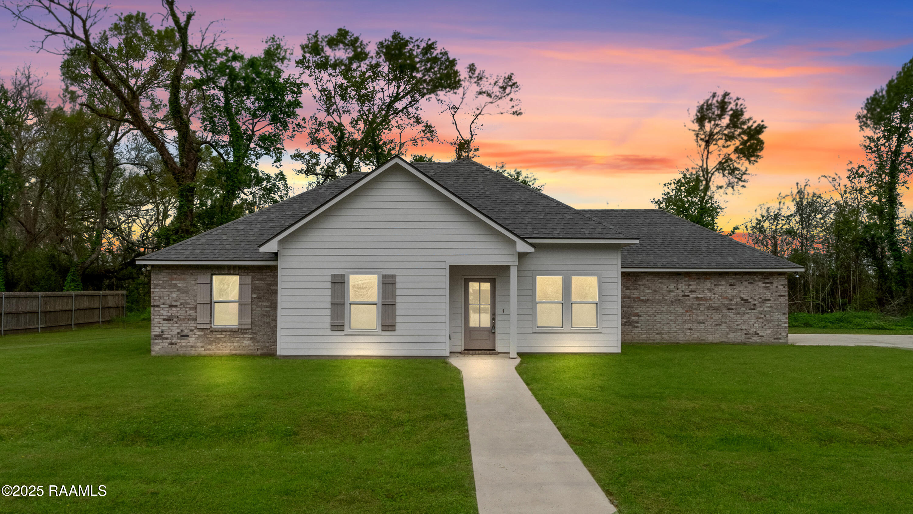 1025 Timber Trails, Breaux Bridge LA