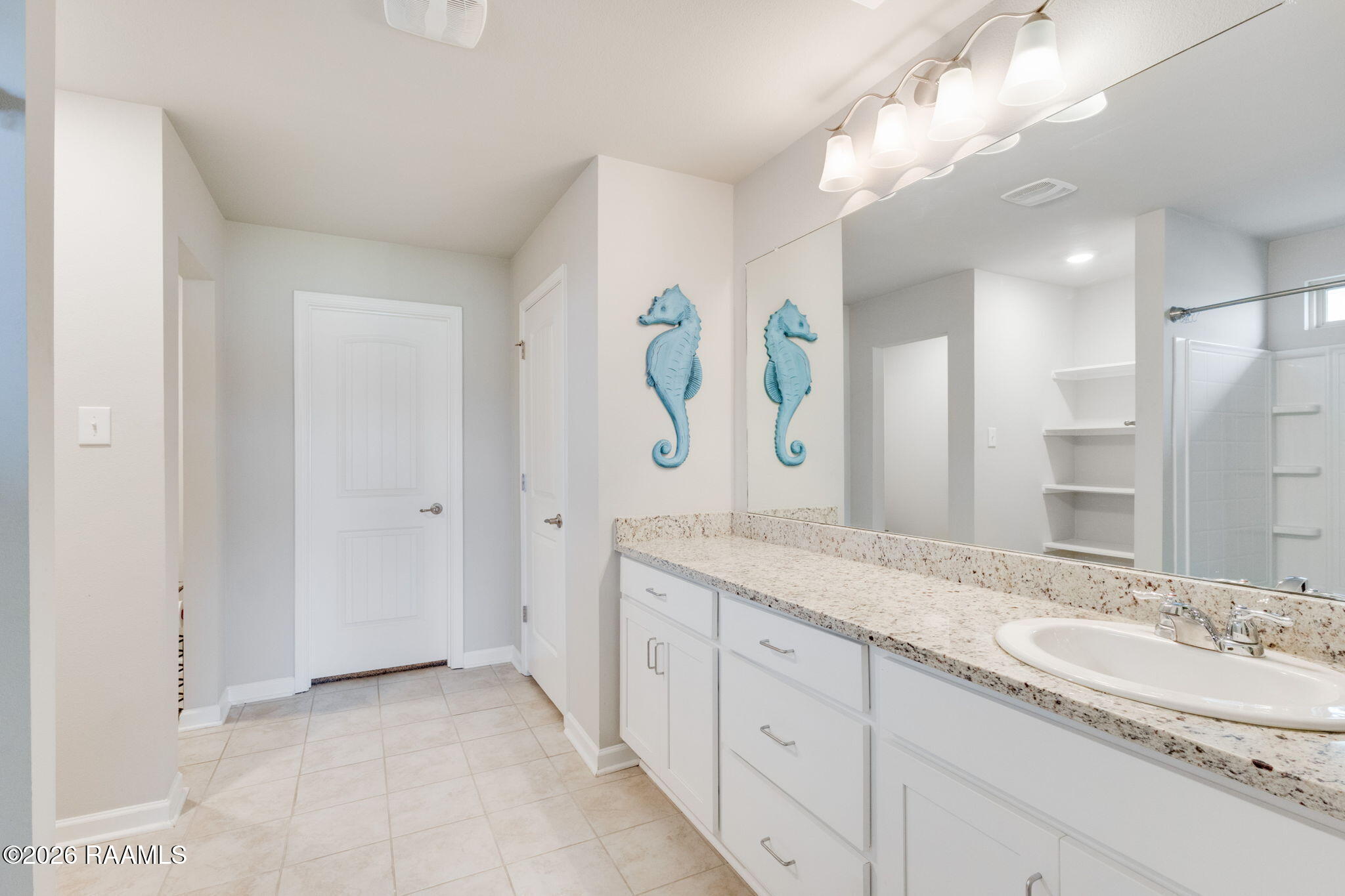 20260407223049835685000000.jpg