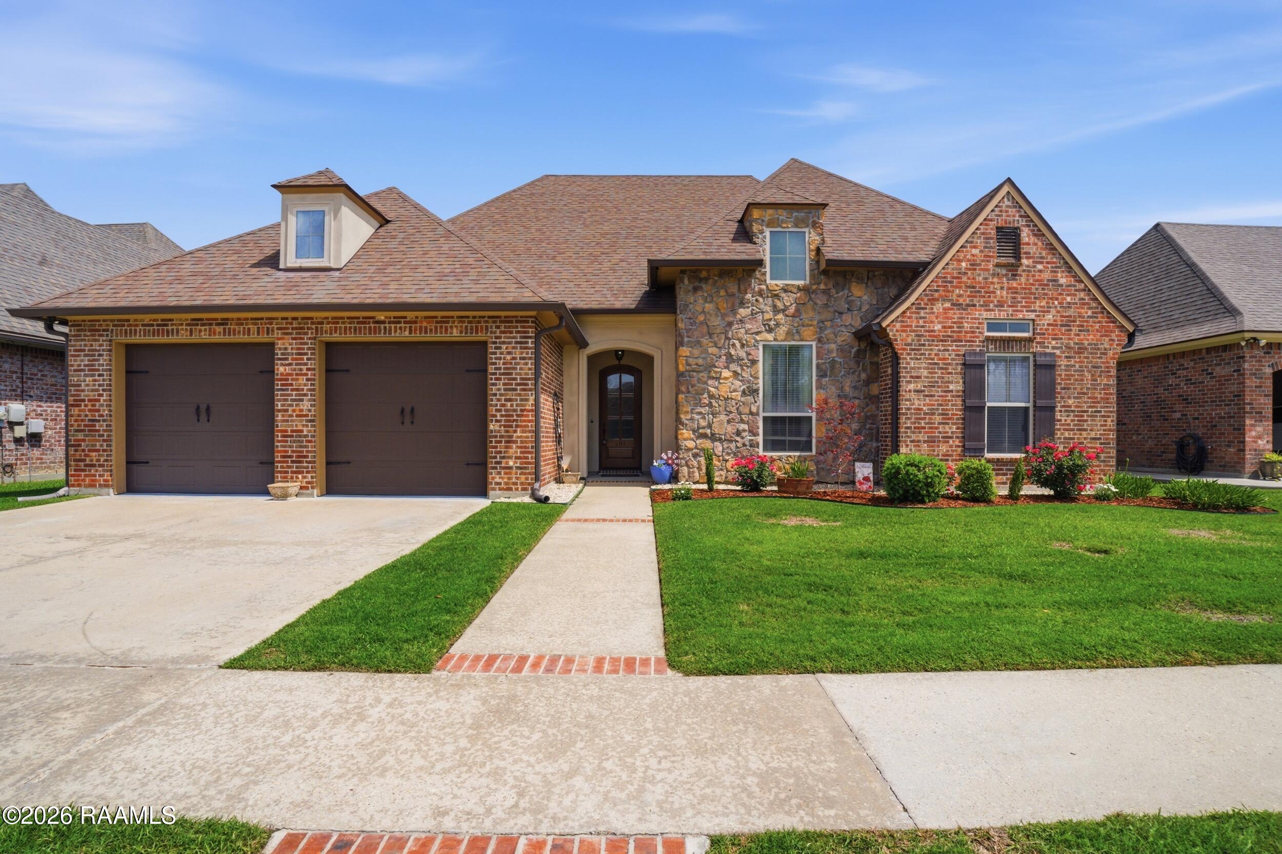 201 Barkhill, Lafayette LA