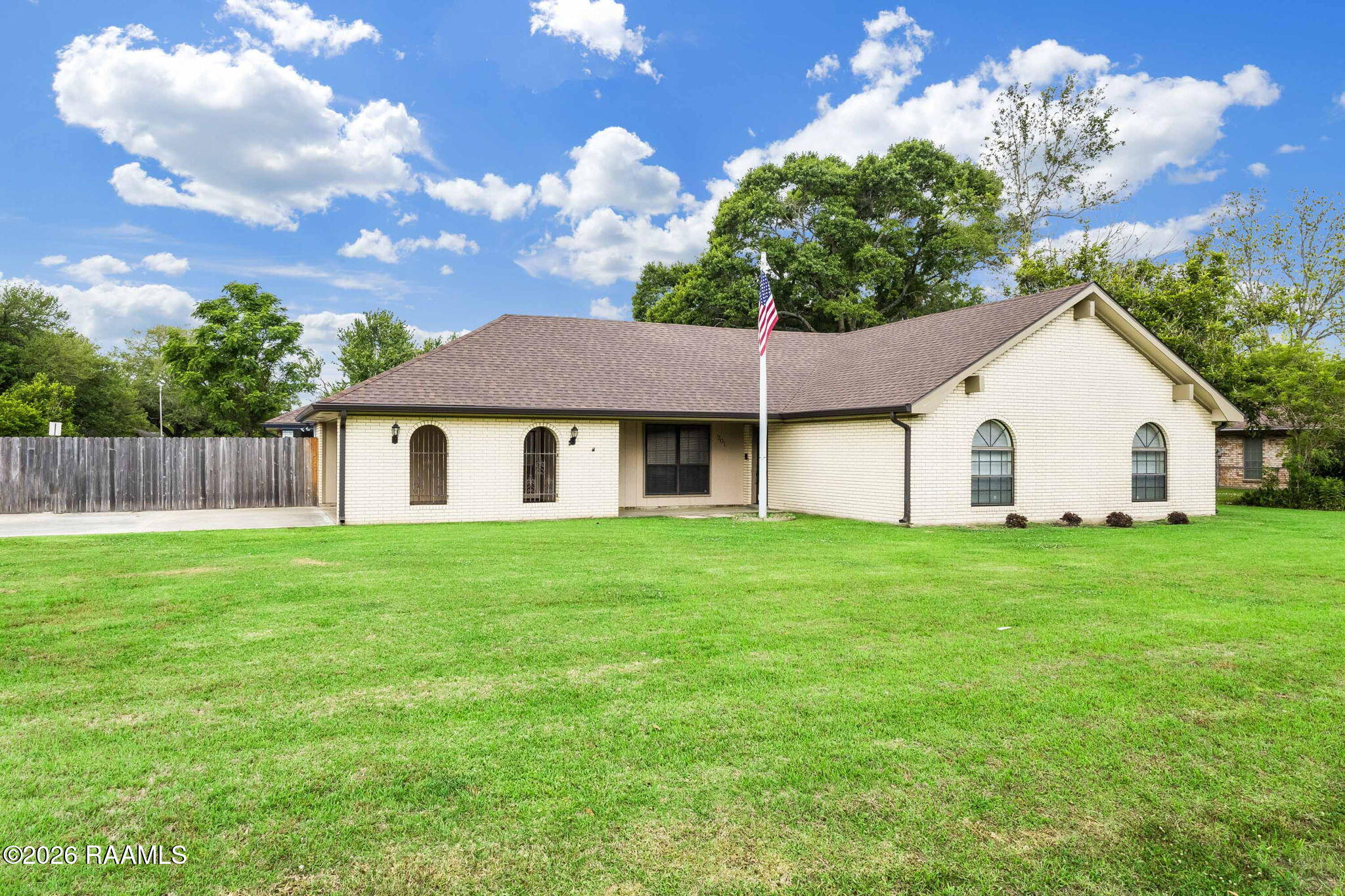 201 Woodbury, Lafayette LA