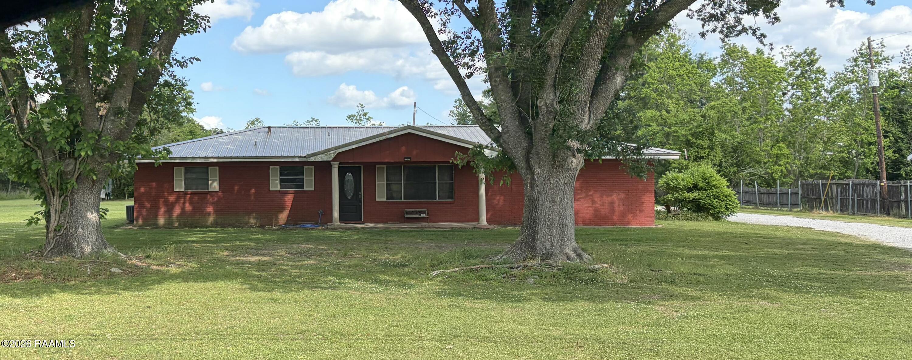 223 S Fieldspan, Scott LA
