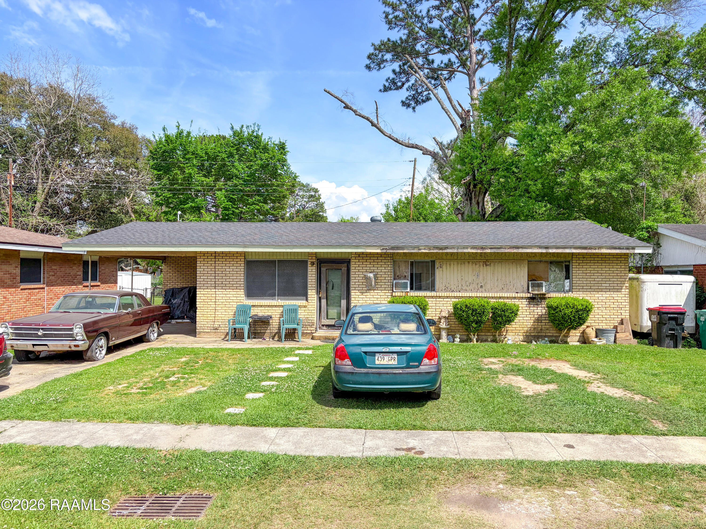 317 Doc Duhon, Lafayette LA