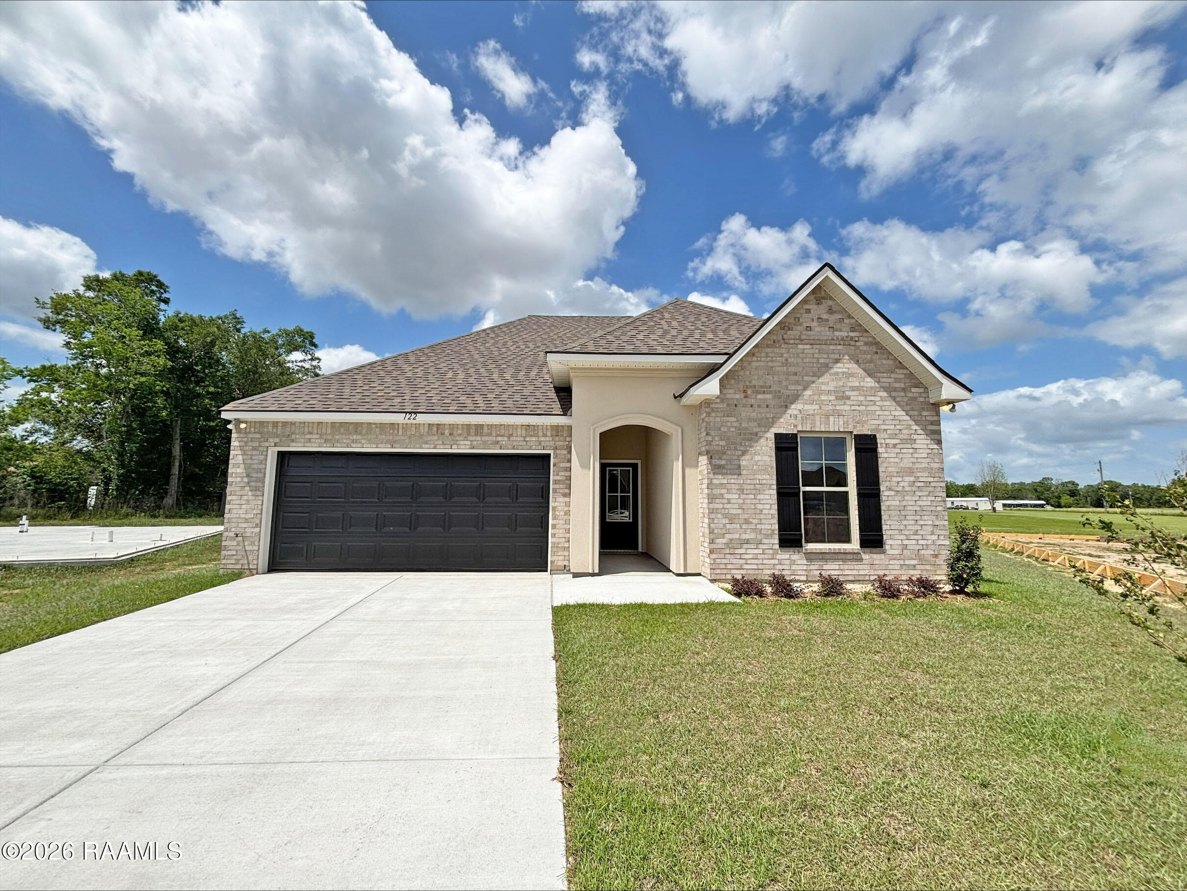 122 Pine Harvest, Scott LA