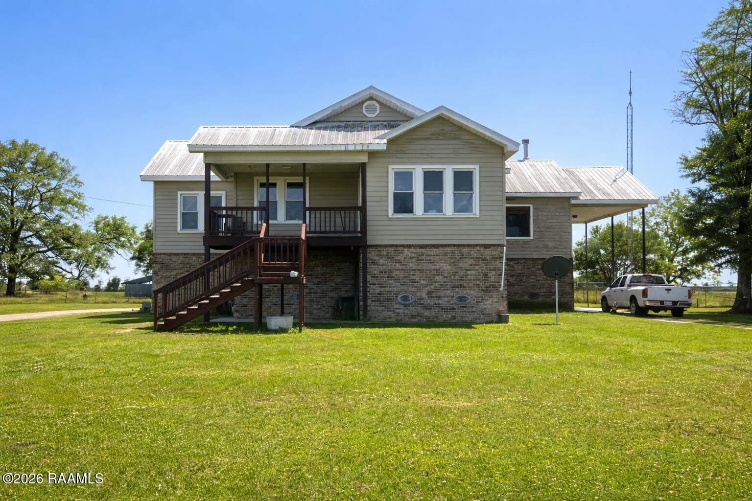 18205 E La Highway 330, Erath LA