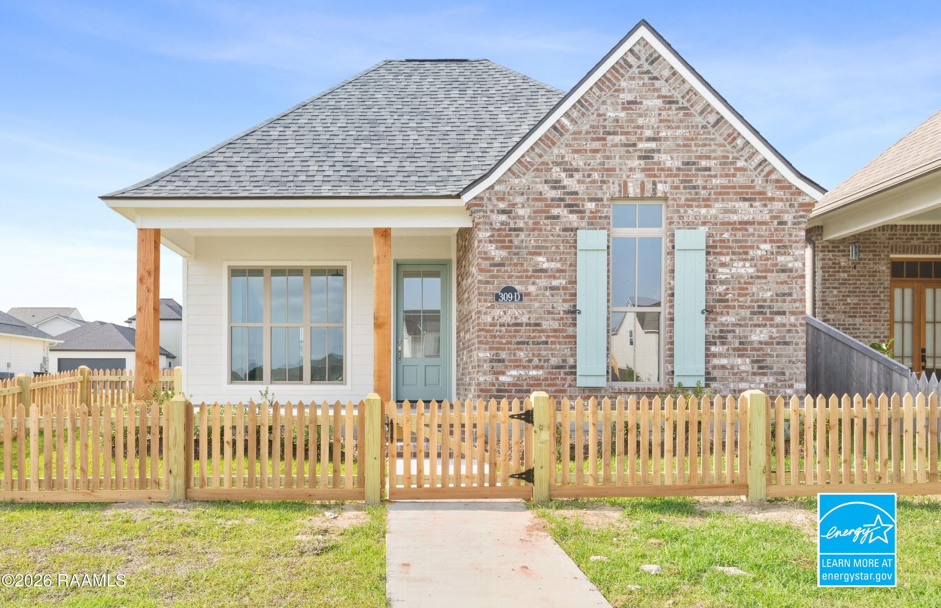 309-d Villager, Scott LA