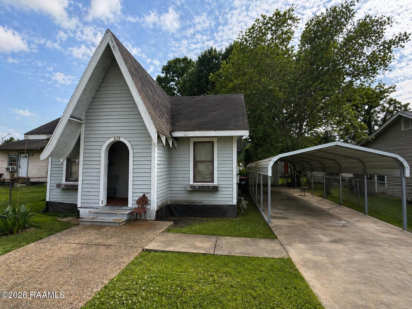 938 St Charles, Lafayette LA