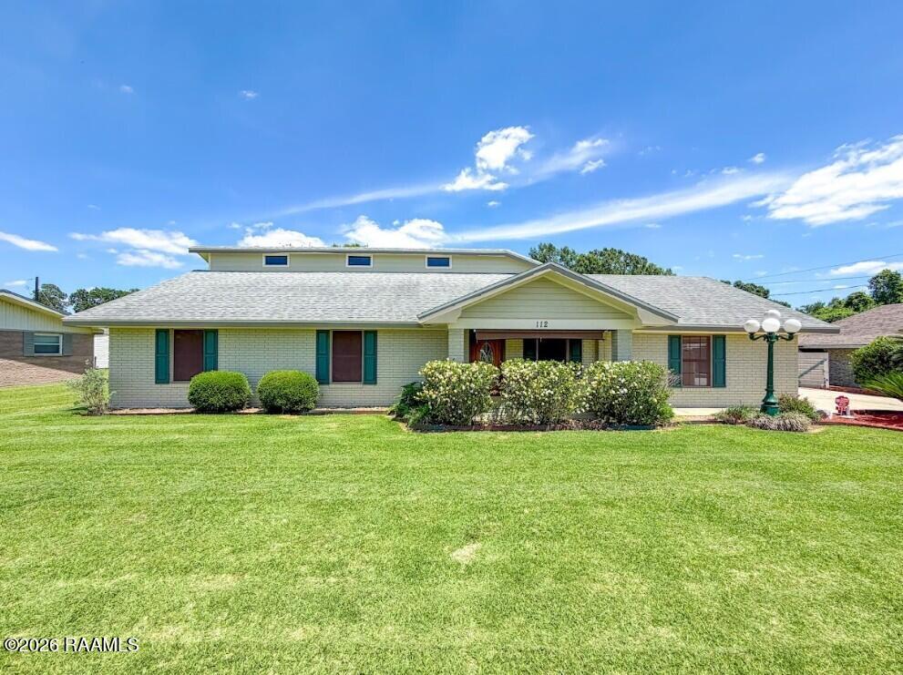 112 Saint Bernadette, Lafayette LA
