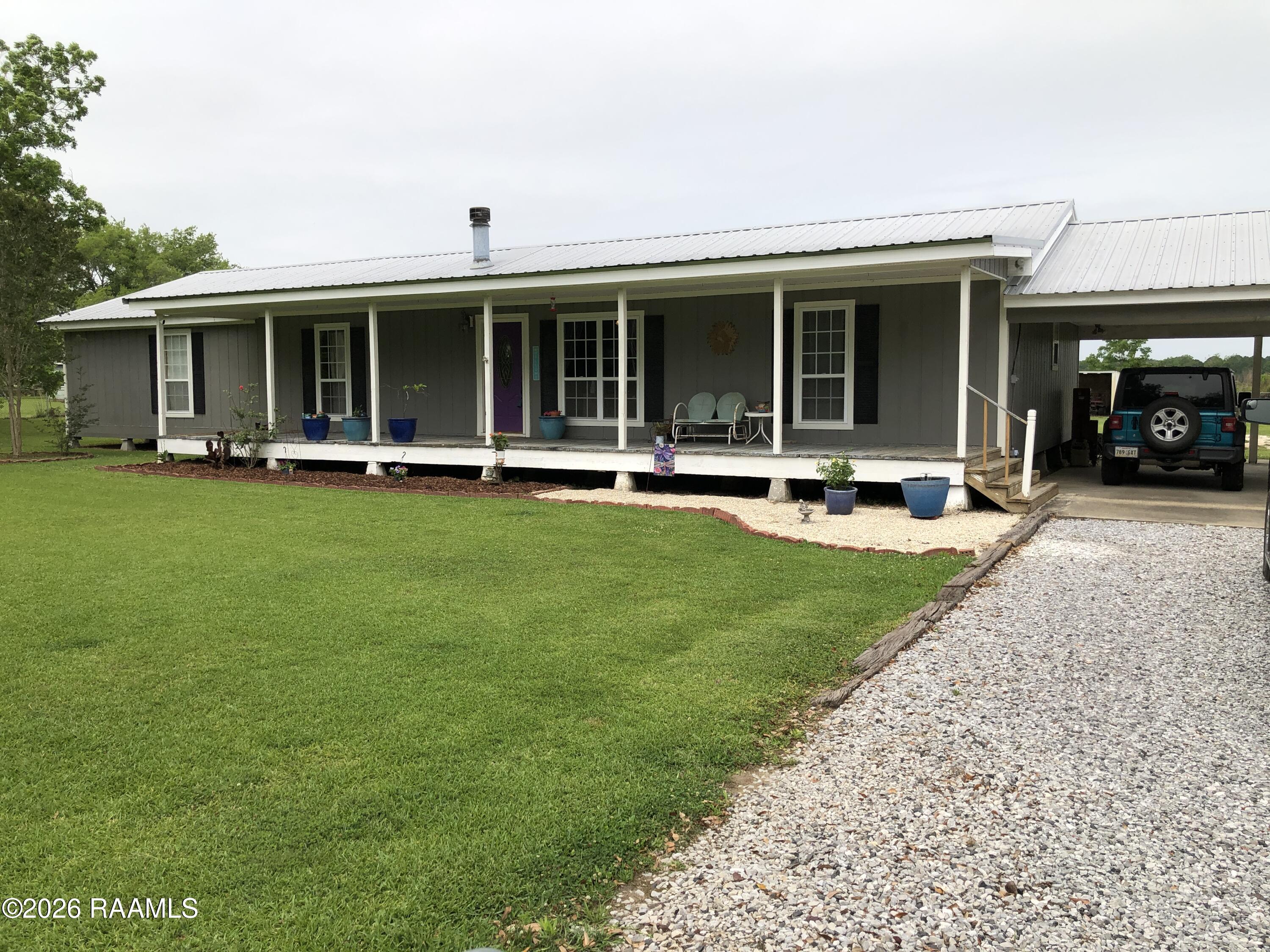 8718 Harry, Youngsville LA
