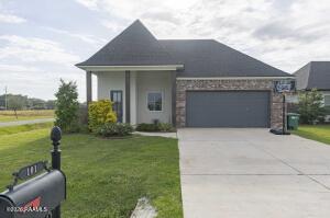 101 Fox Hill, Youngsville LA