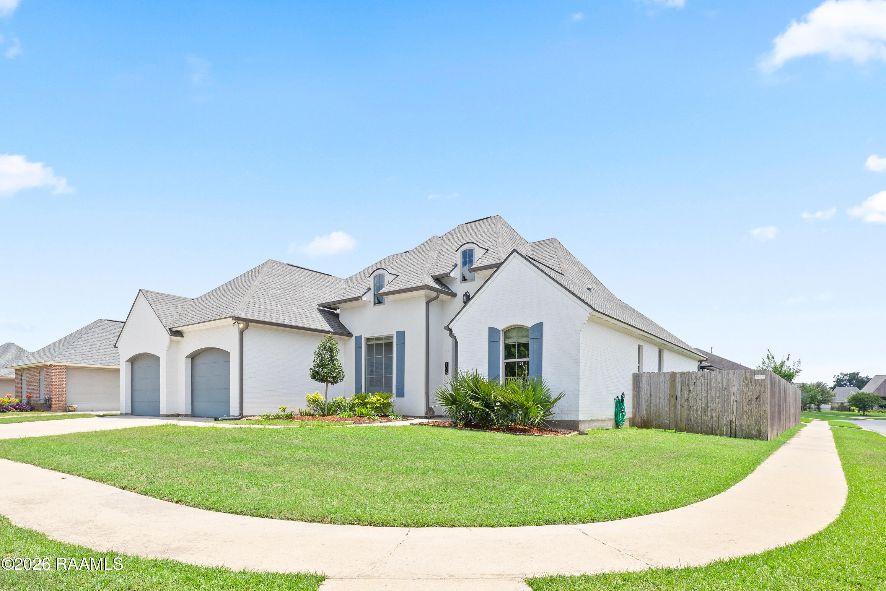100 Olivewood, Lafayette LA