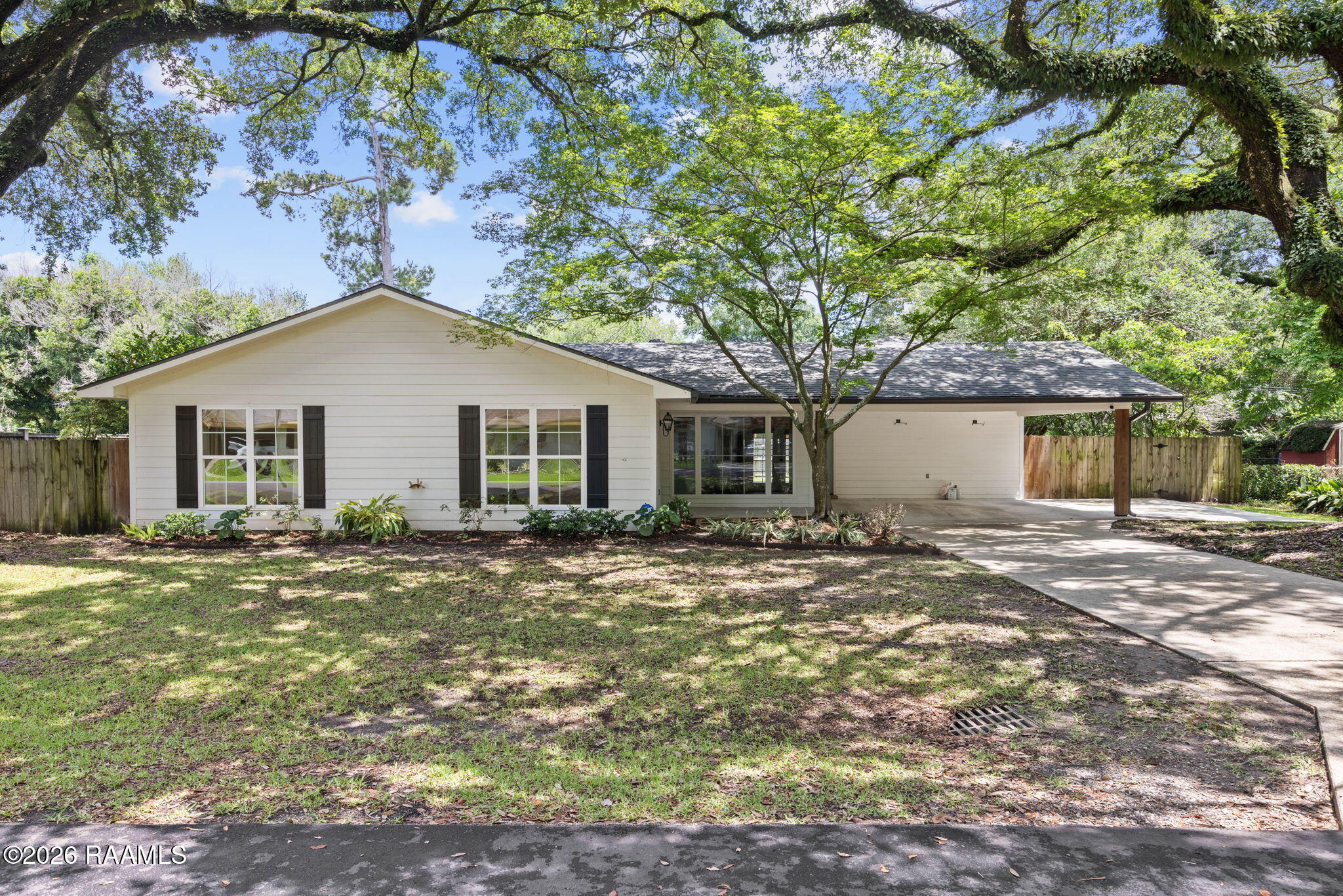 205 Live Oak, Lafayette LA
