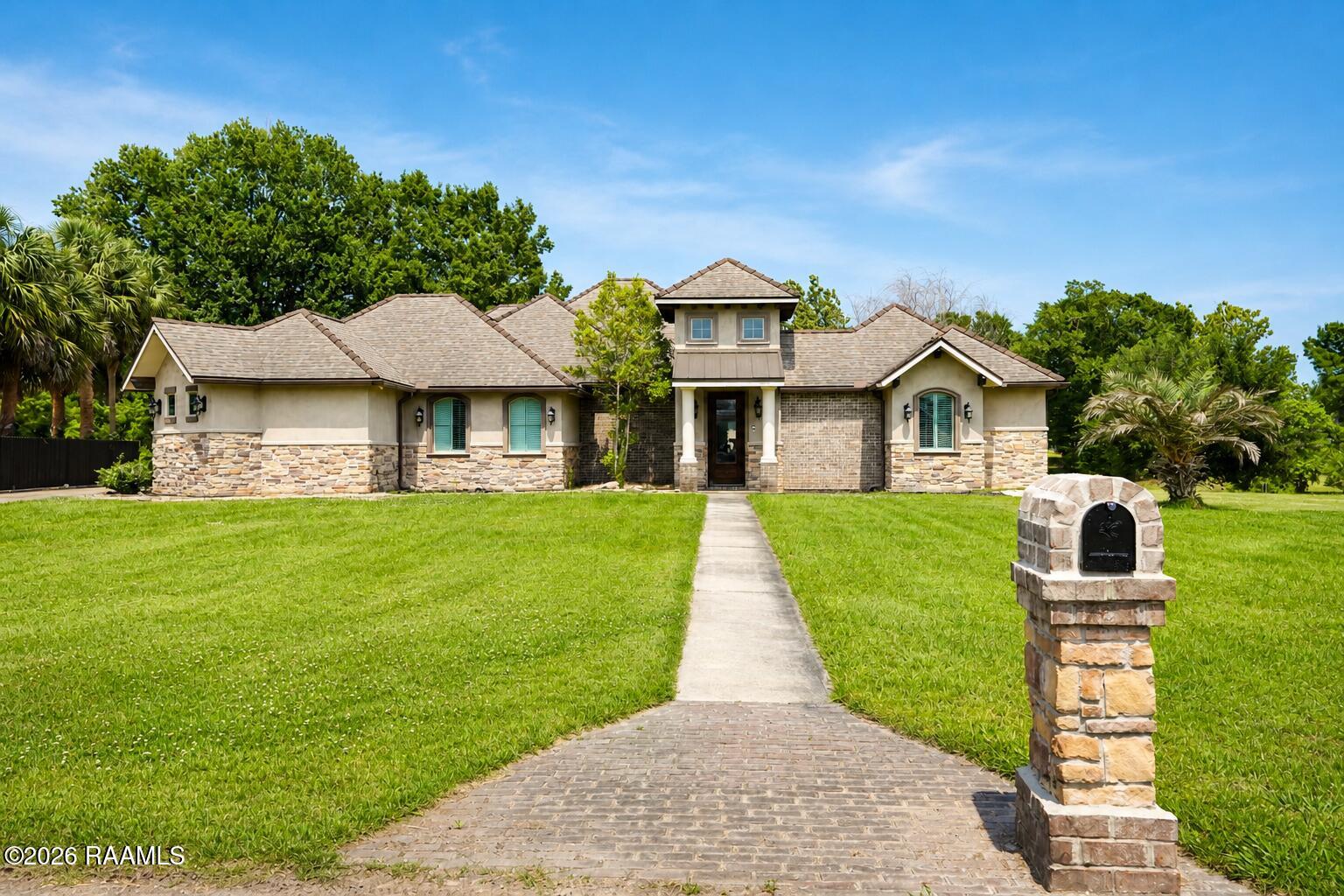 1008 Kern, Breaux Bridge LA