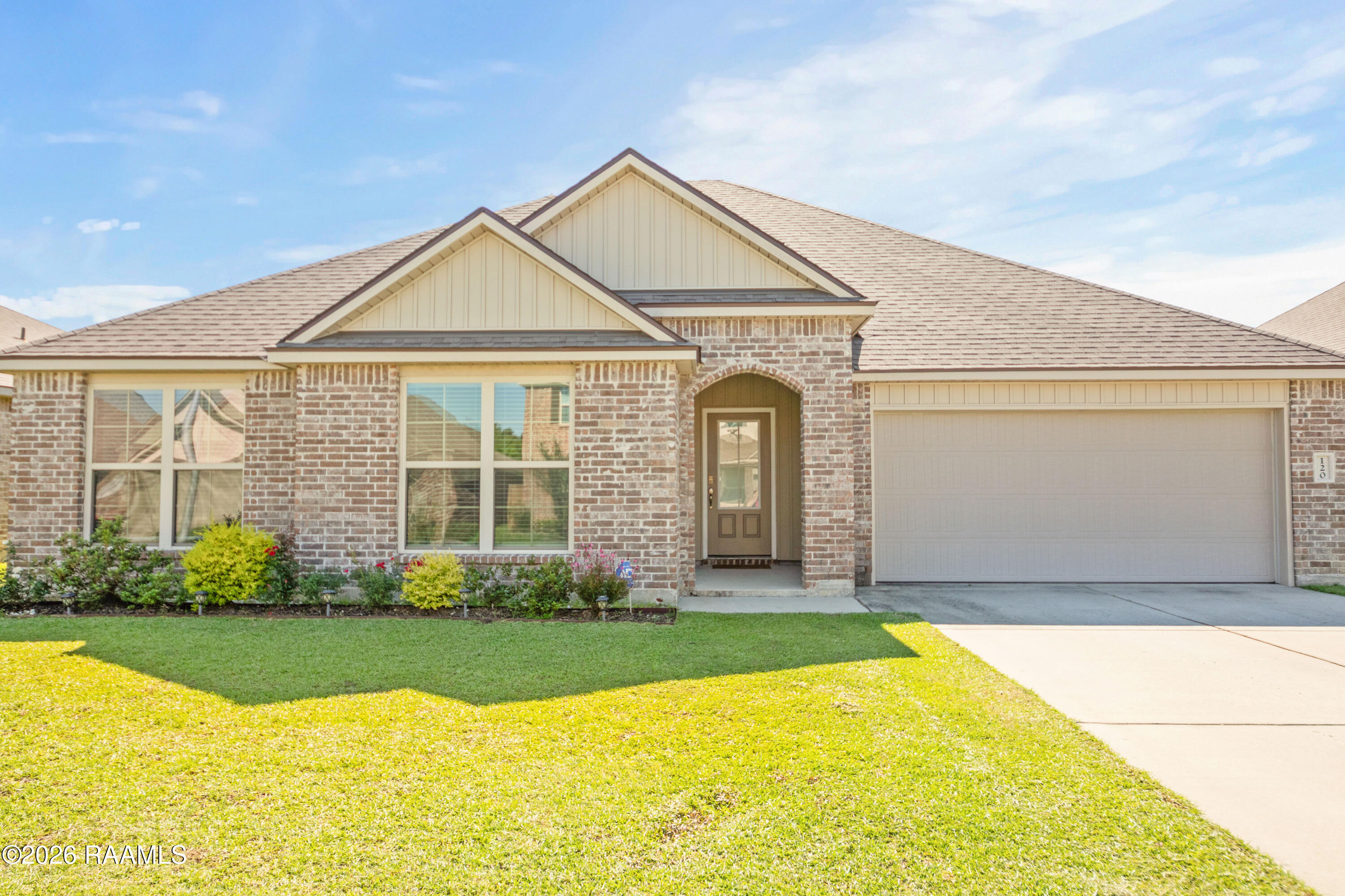 120 Grace View, Lafayette LA