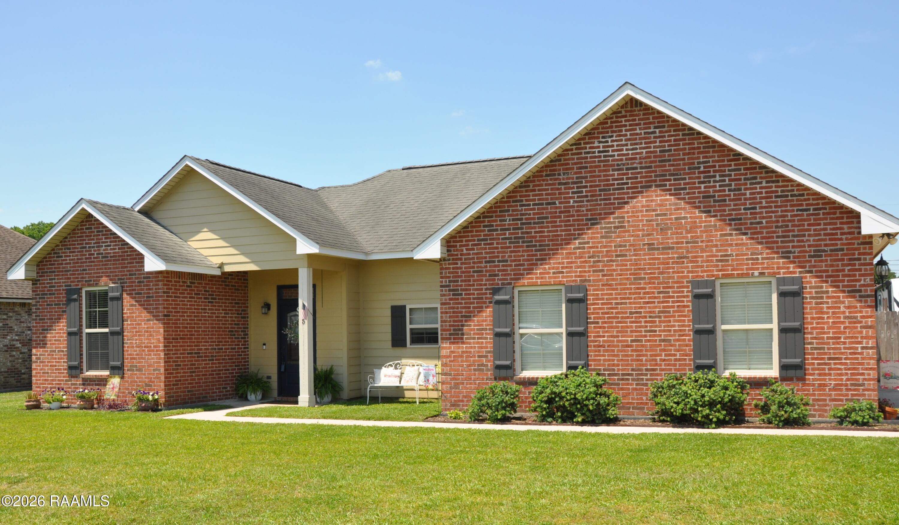 105 Sawtooth, Carencro LA