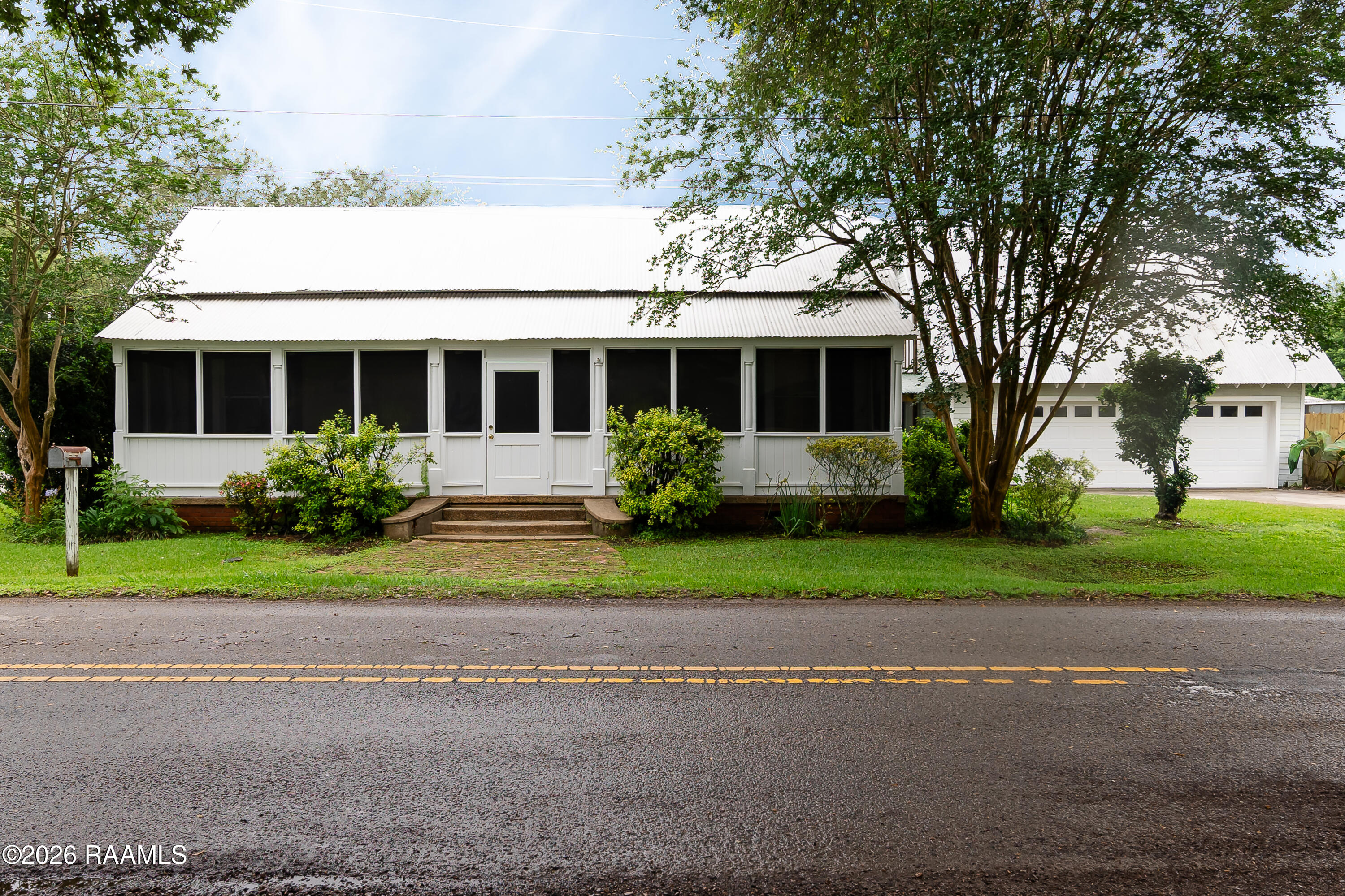 110 S Lee, Broussard LA