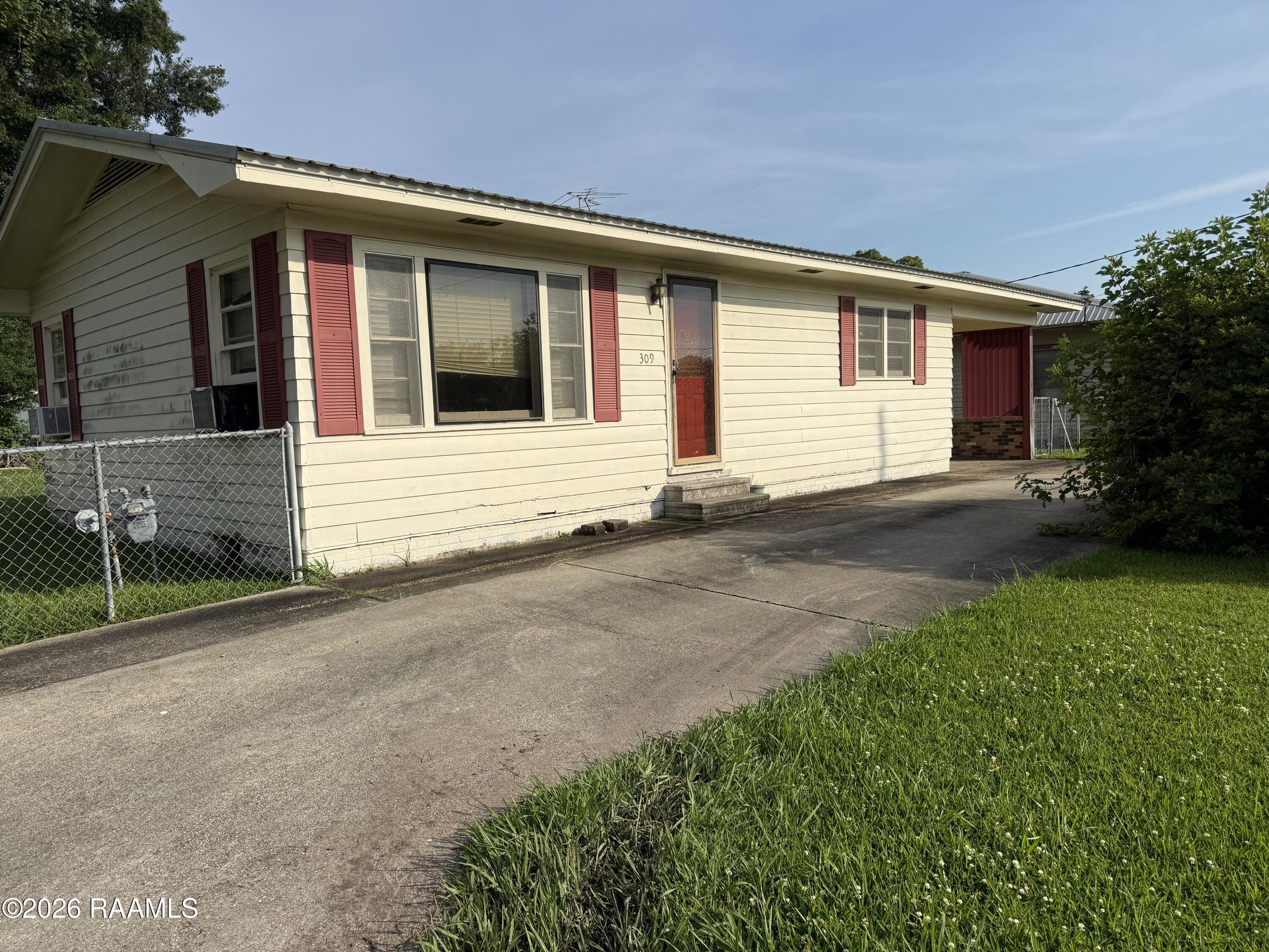 309 Saizan, Port Barre LA
