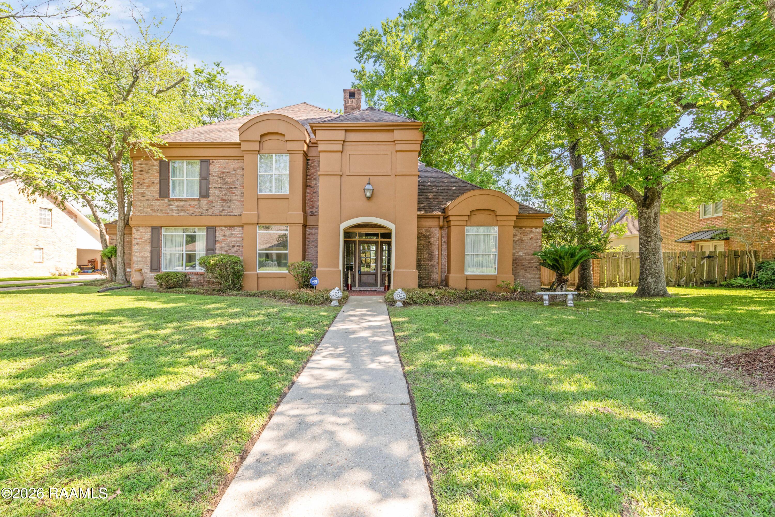 106 Peck, Lafayette LA