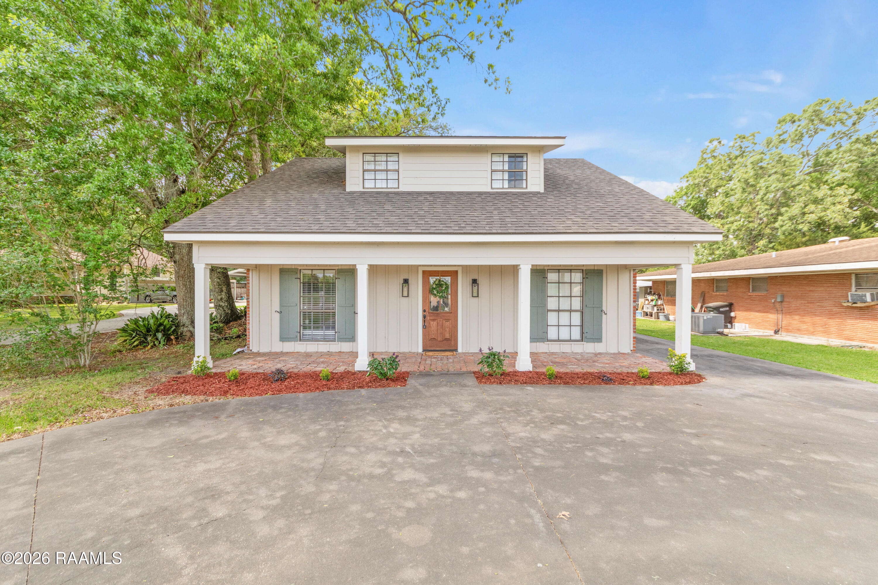 1402 Parkview, New Iberia LA