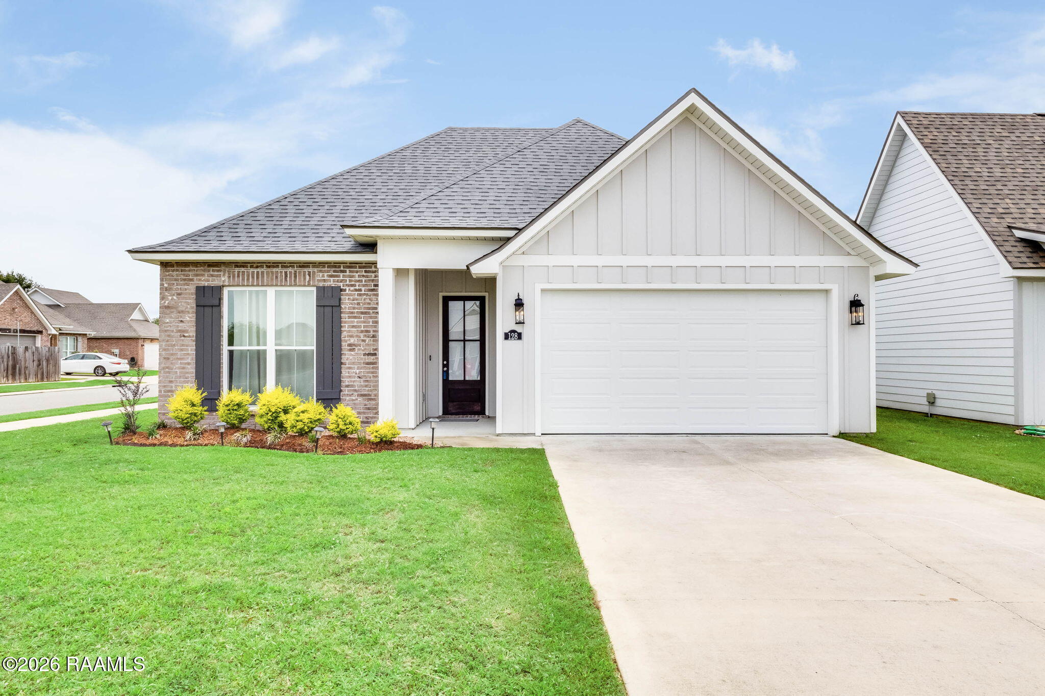 128 Sojourner, Lafayette LA