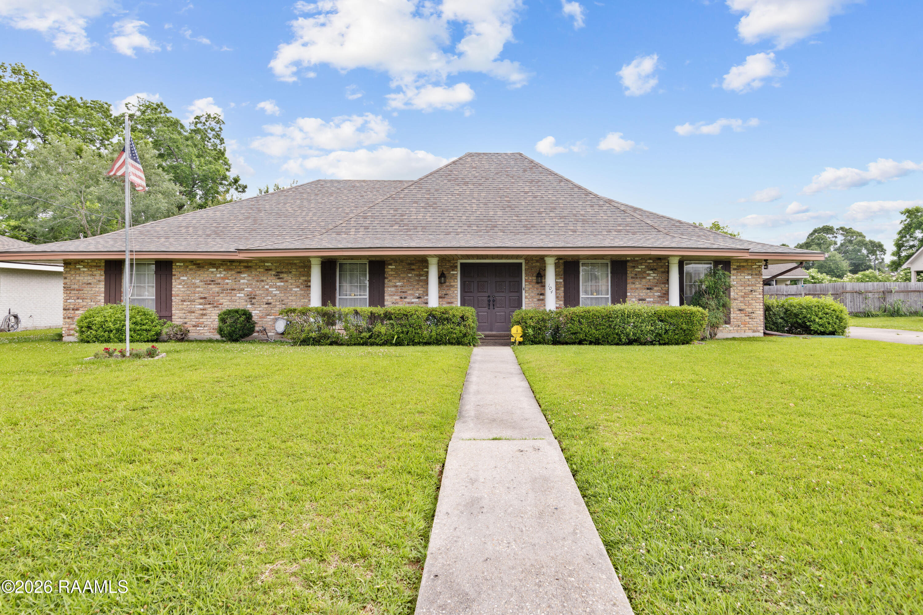 104 Crestline, Lafayette LA