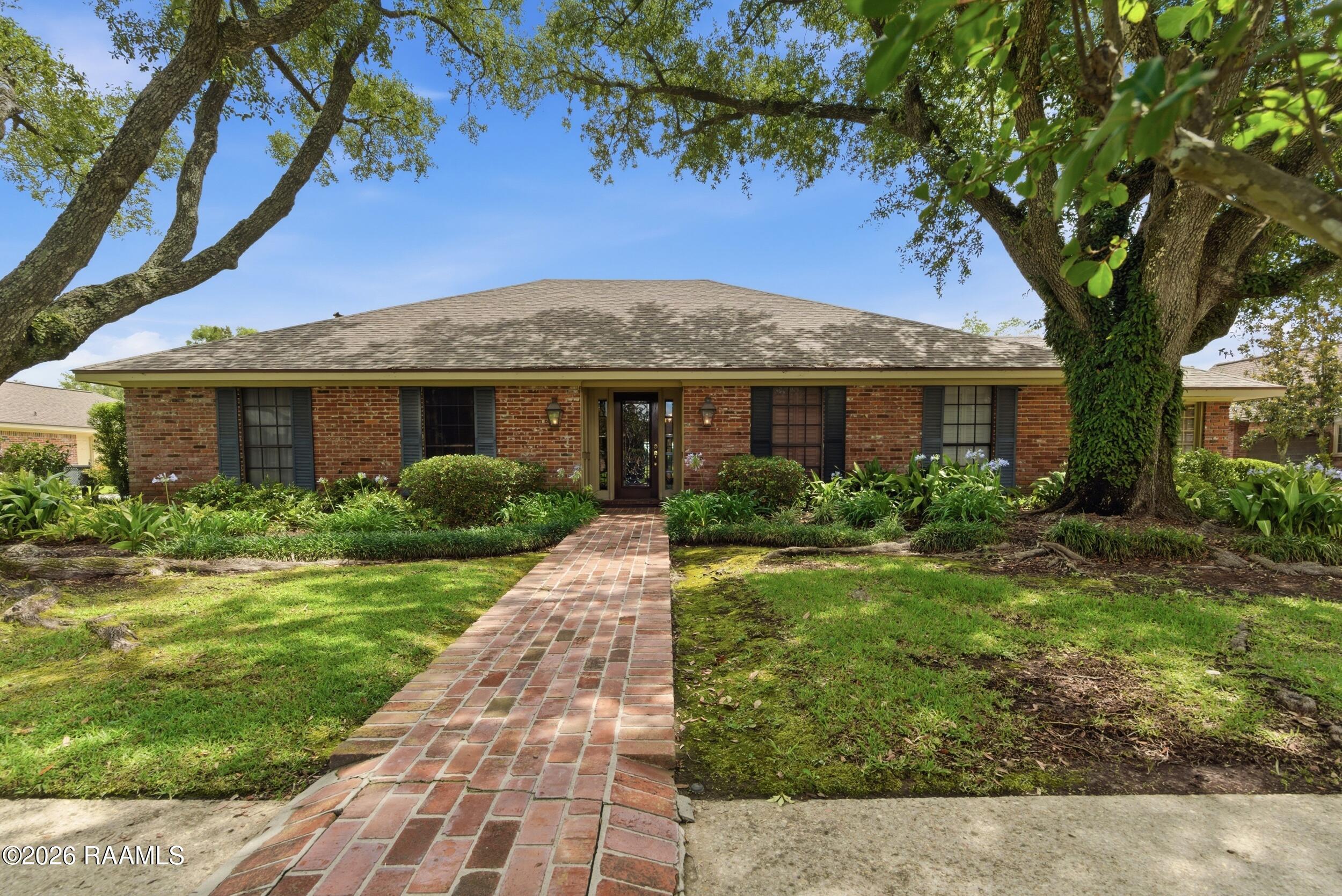 542 Robert Lee, Lafayette LA