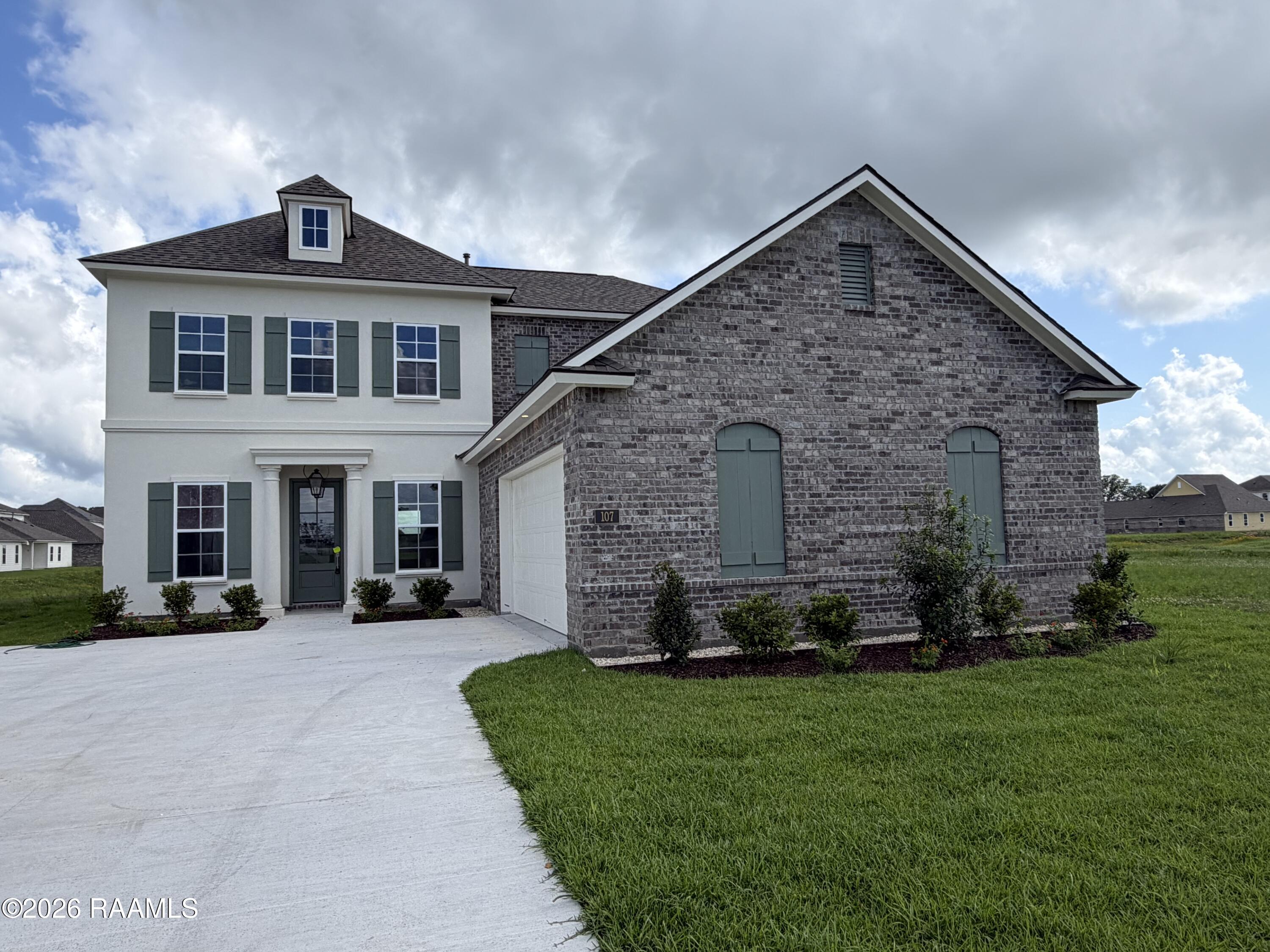 107 Canehaven, Youngsville LA