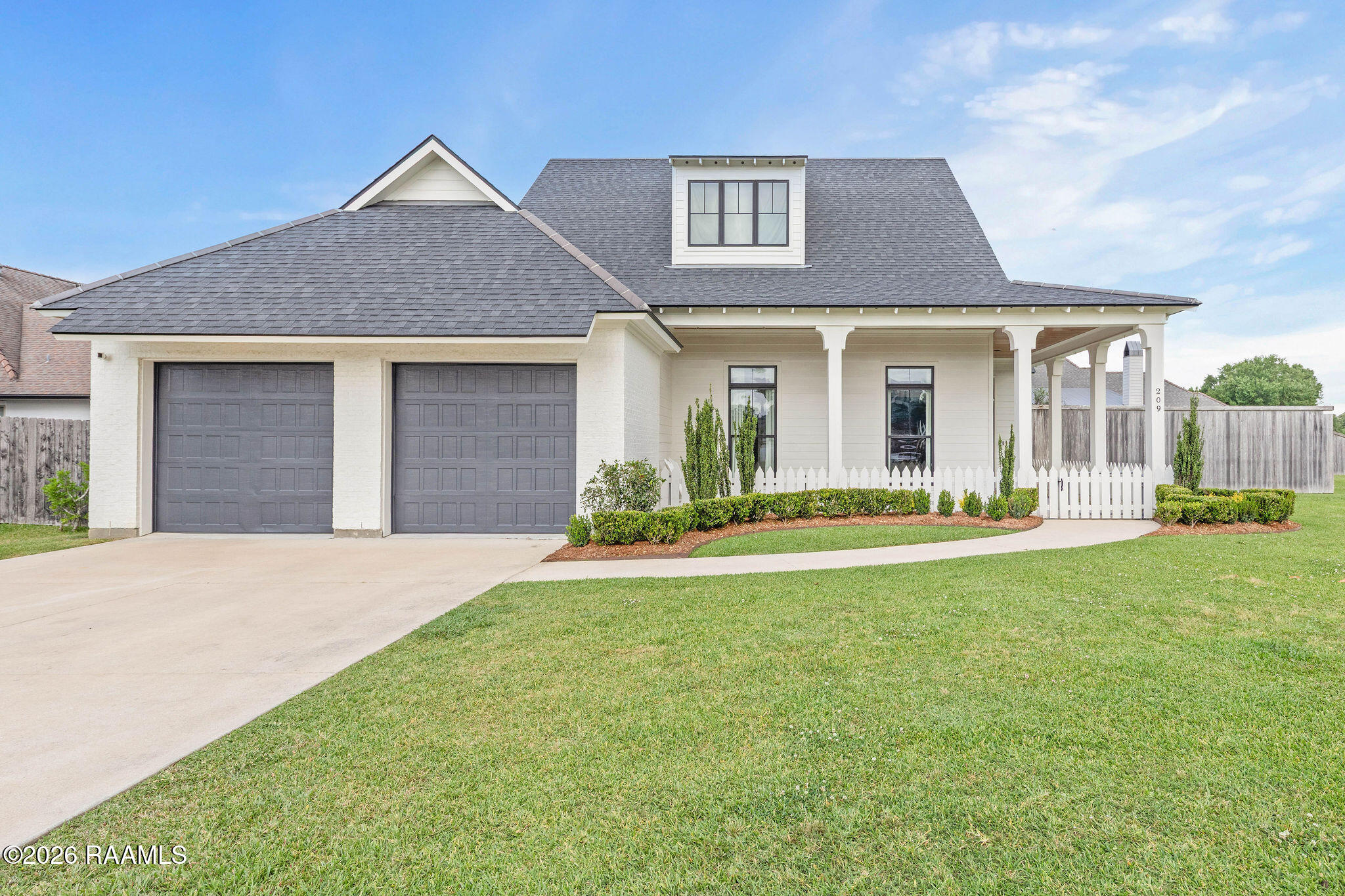 209 Oats, Lafayette LA