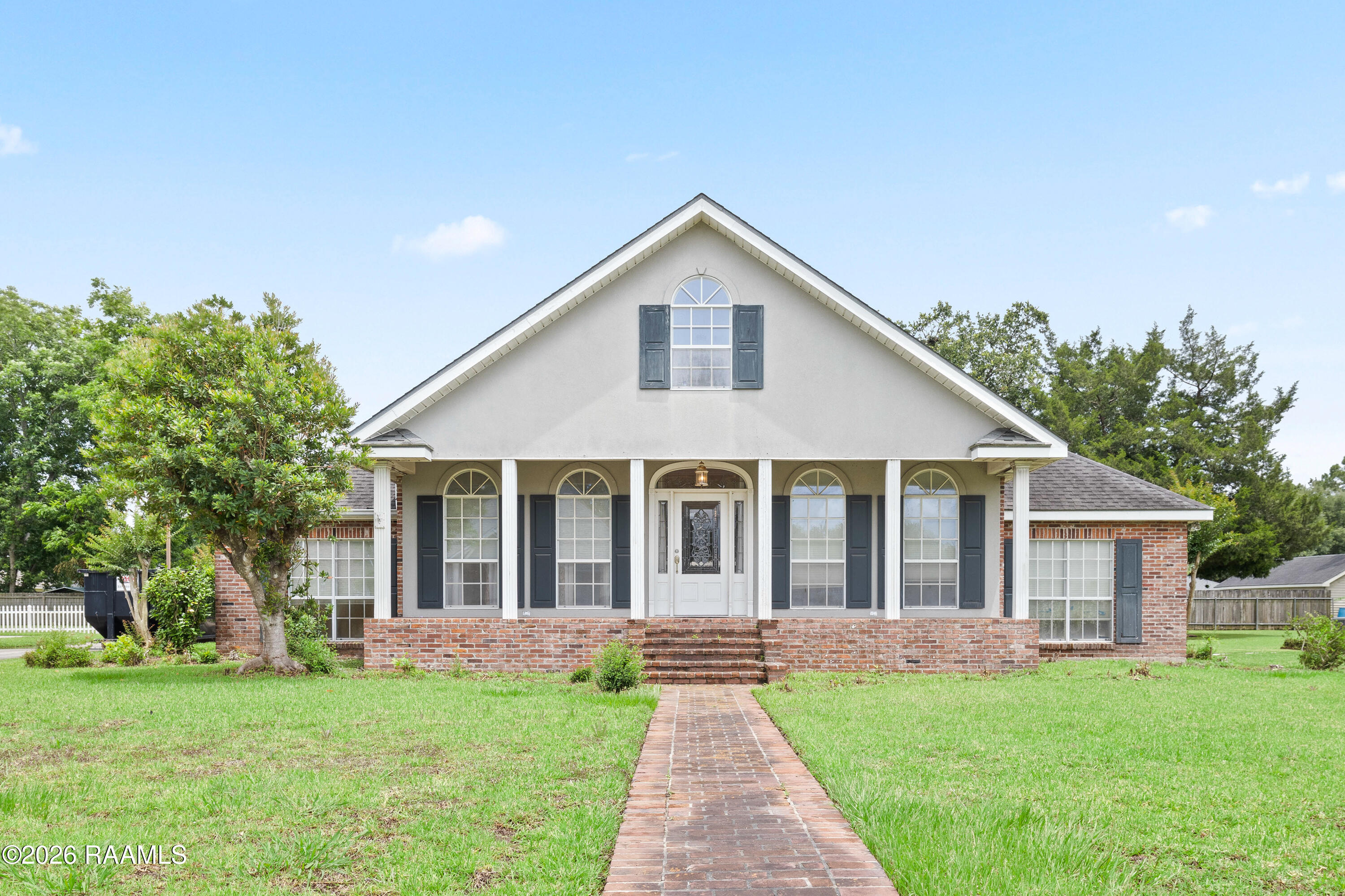 604 Oak Manor, New Iberia LA